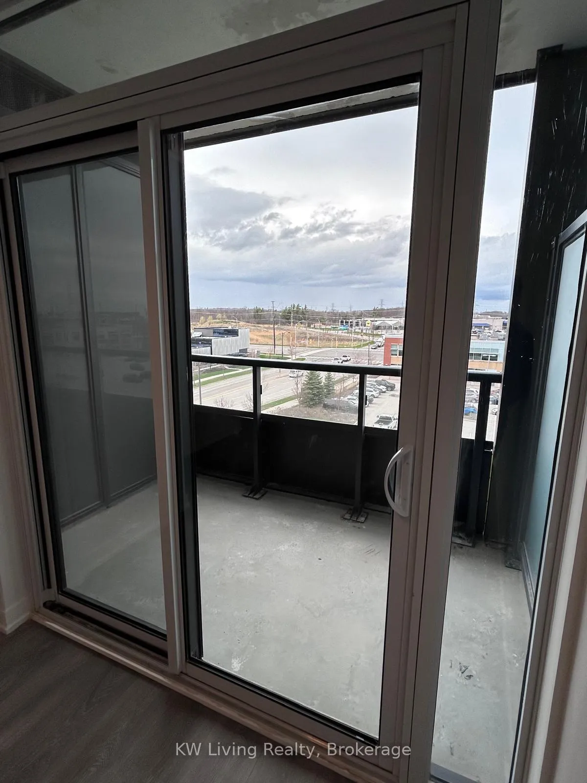 Photo 13 of Unit 520, 4878 Powers Common, Burlington, Appleby — HOMEH