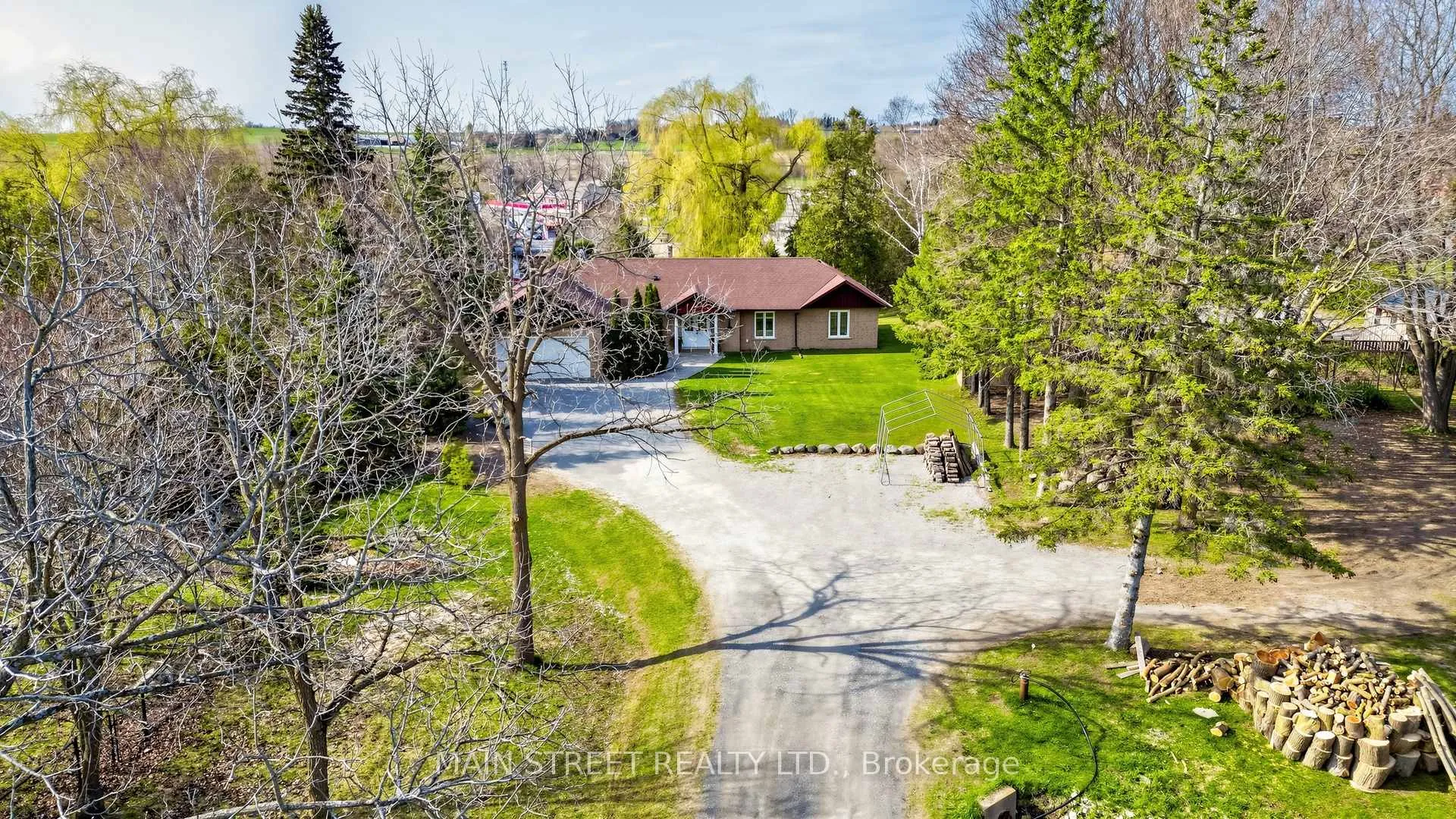 Photo 2 of 2A Harrison Drive, Uxbridge, Rural Uxbridge — HOMEH