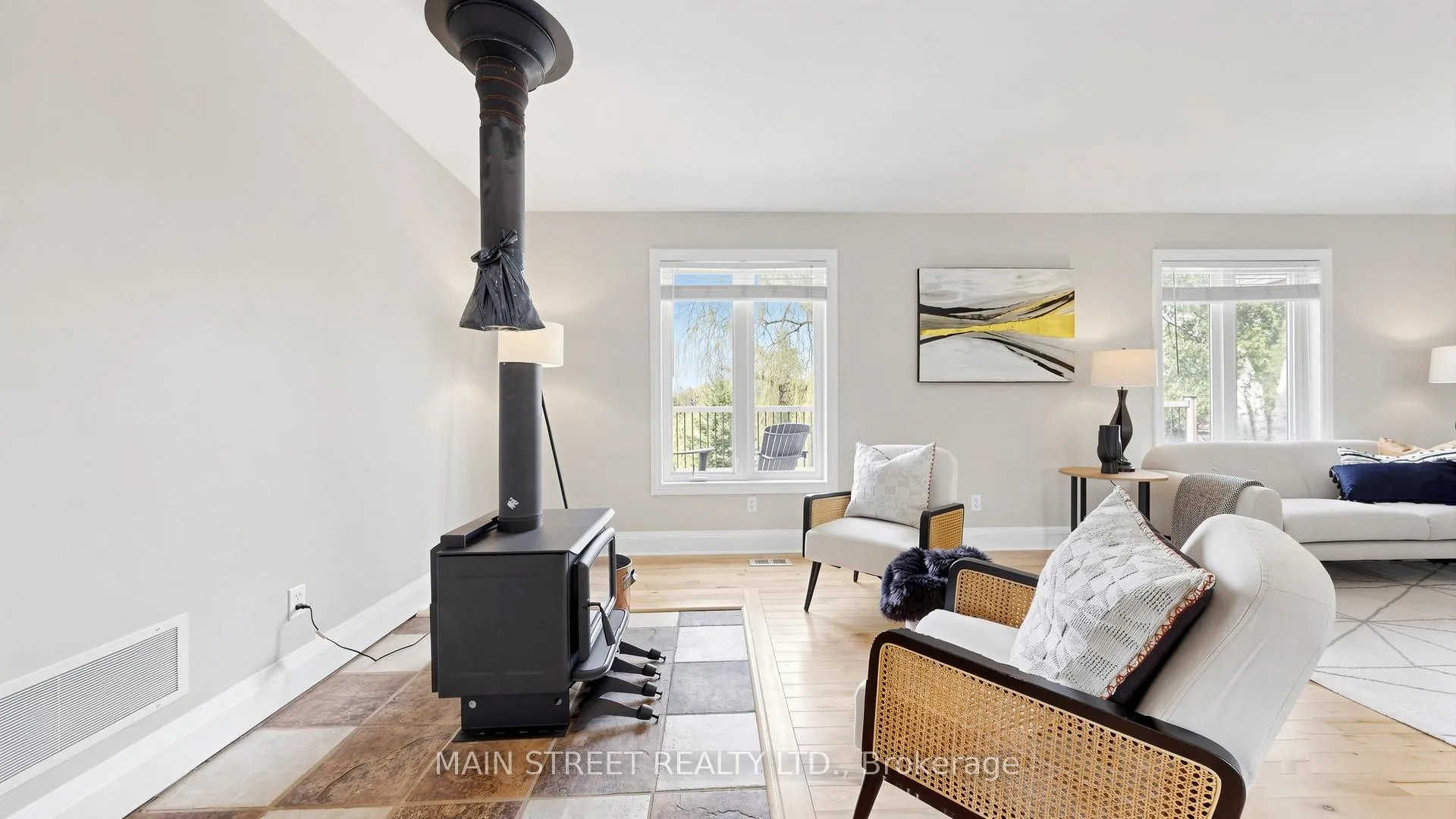 Photo 17 of 2A Harrison Drive, Uxbridge, Rural Uxbridge — HOMEH