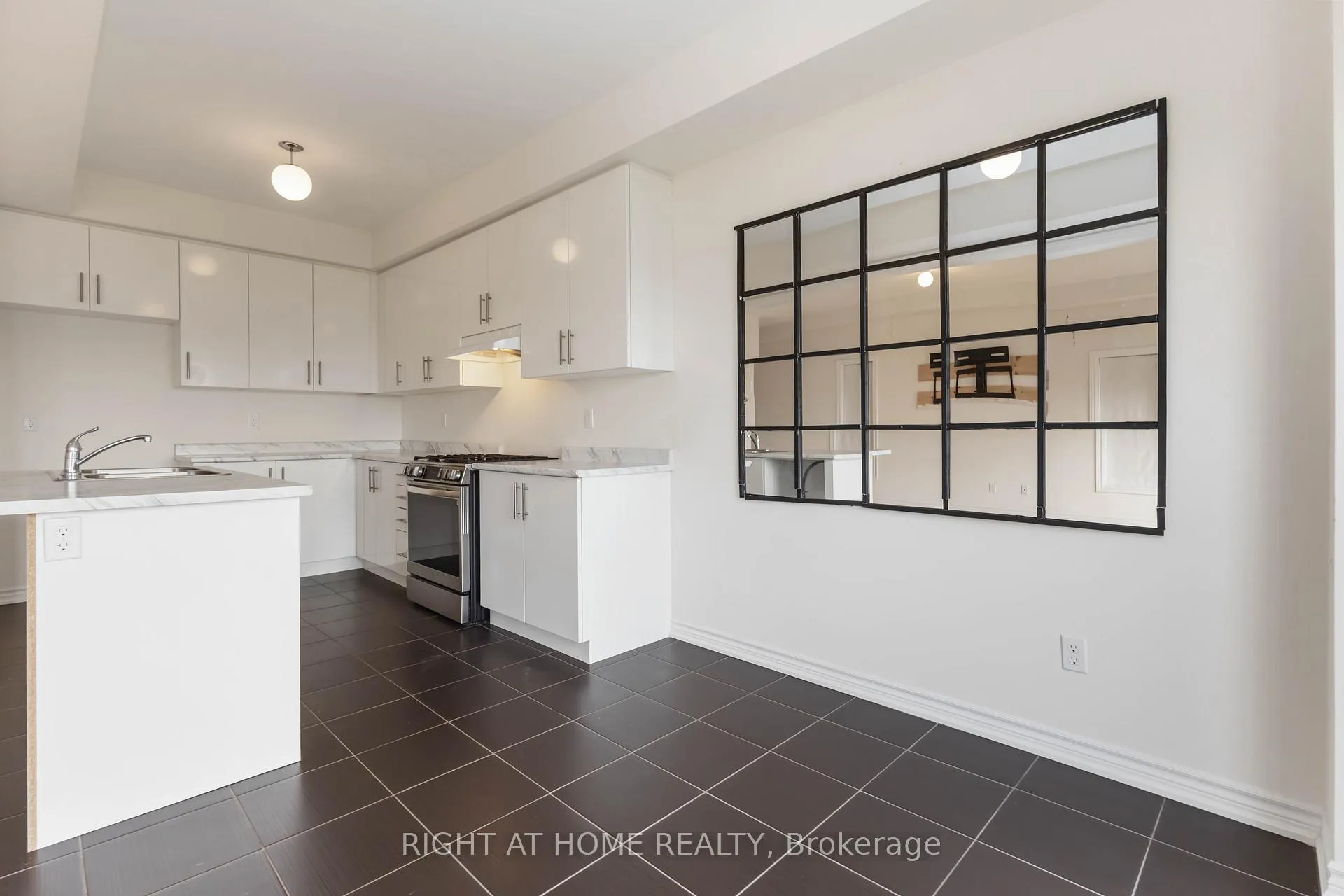 Photo 19 of 1111 Skyridge Boulevard, Pickering, Rural Pickering — HOMEH