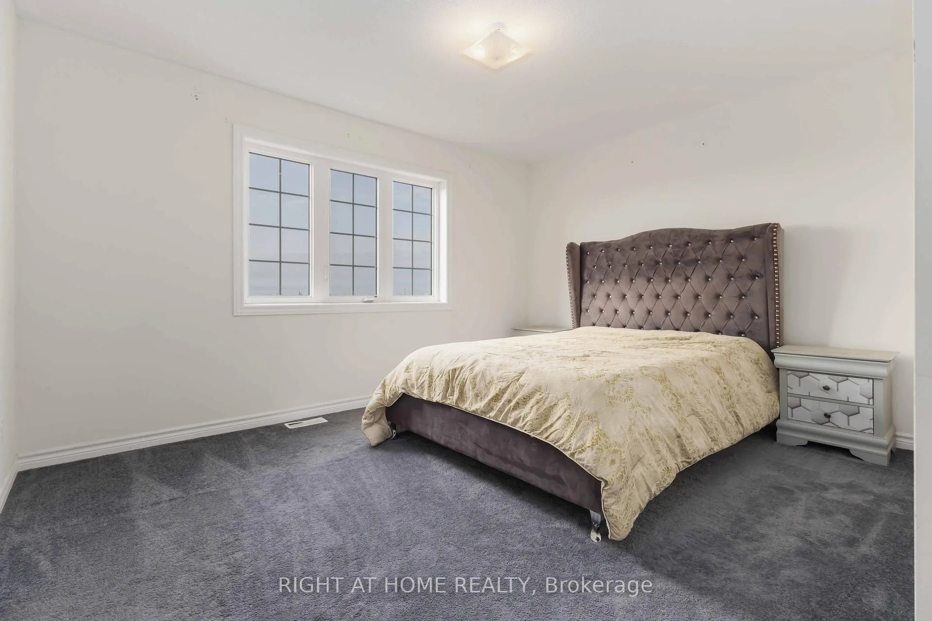 Photo 26 of 1111 Skyridge Boulevard, Pickering, Rural Pickering — HOMEH