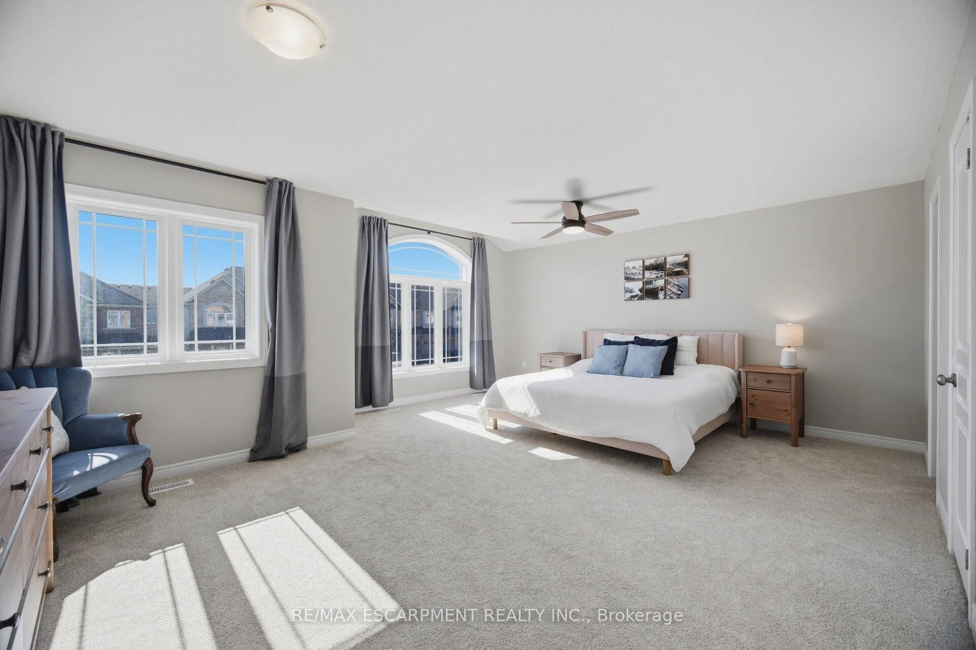 Photo 24 of 92 Celestial Crescent, Hamilton, Rural Glanbrook — HOMEH