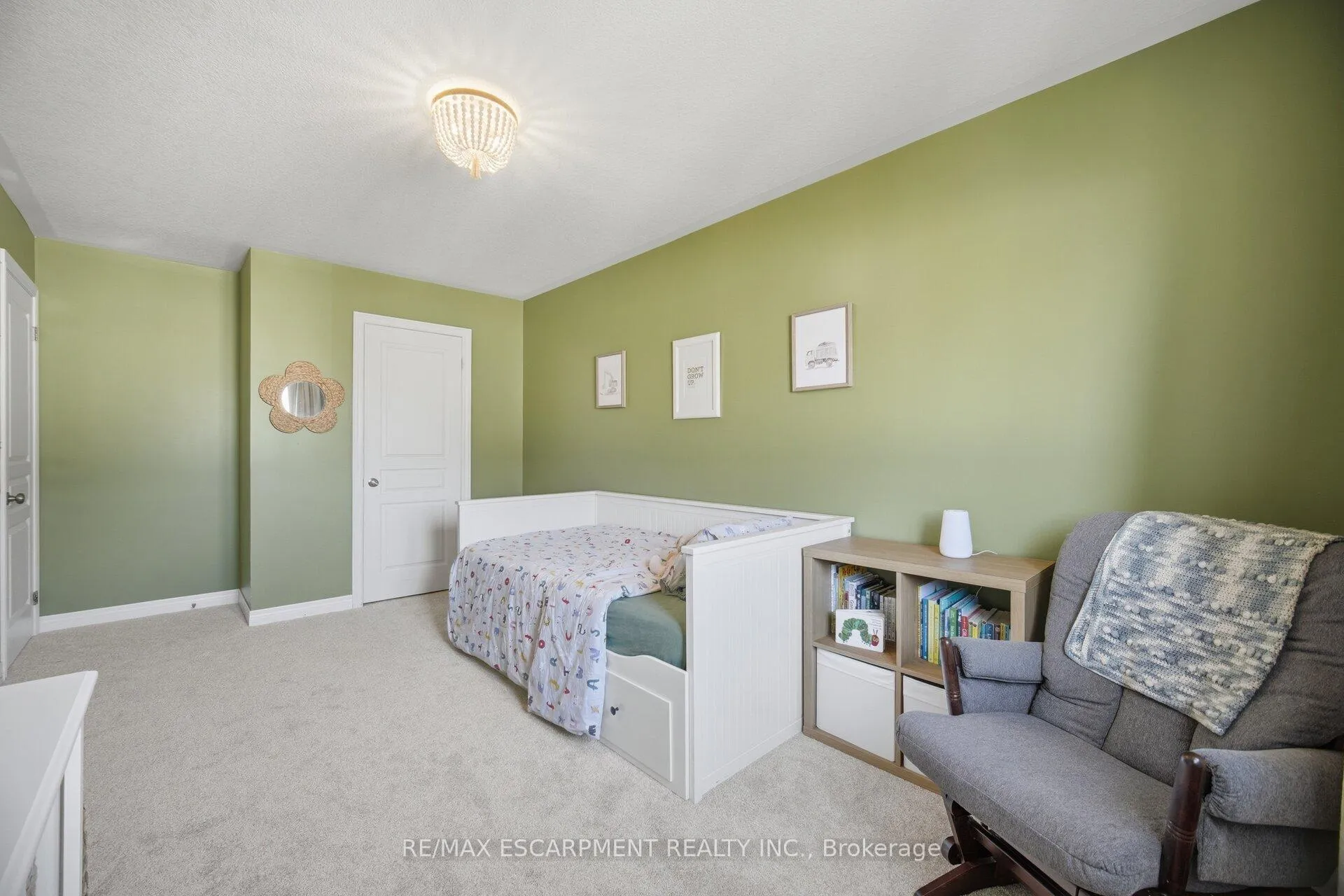 Photo 35 of 92 Celestial Crescent, Hamilton, Rural Glanbrook — HOMEH