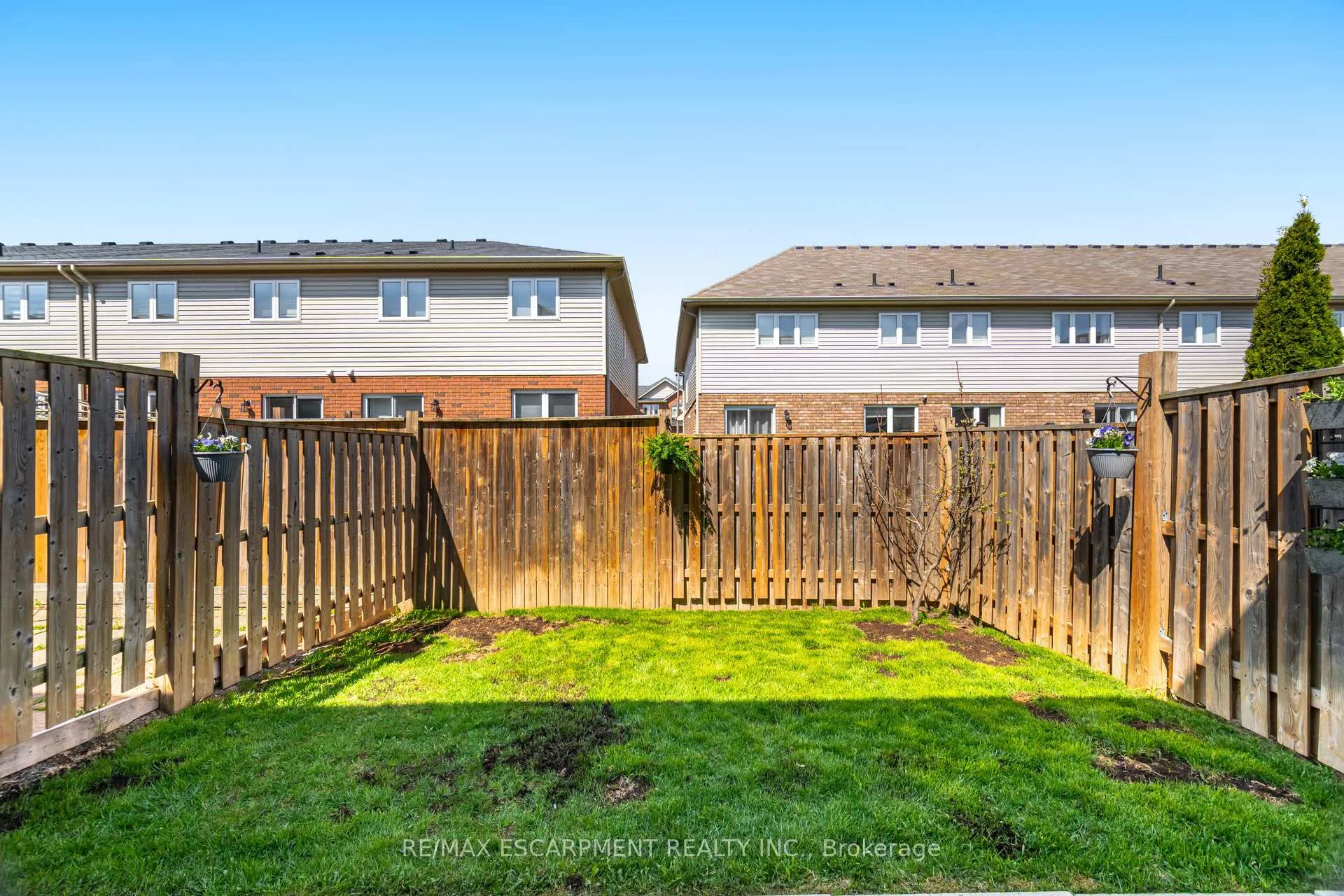 Photo 42 of 92 Celestial Crescent, Hamilton, Rural Glanbrook — HOMEH