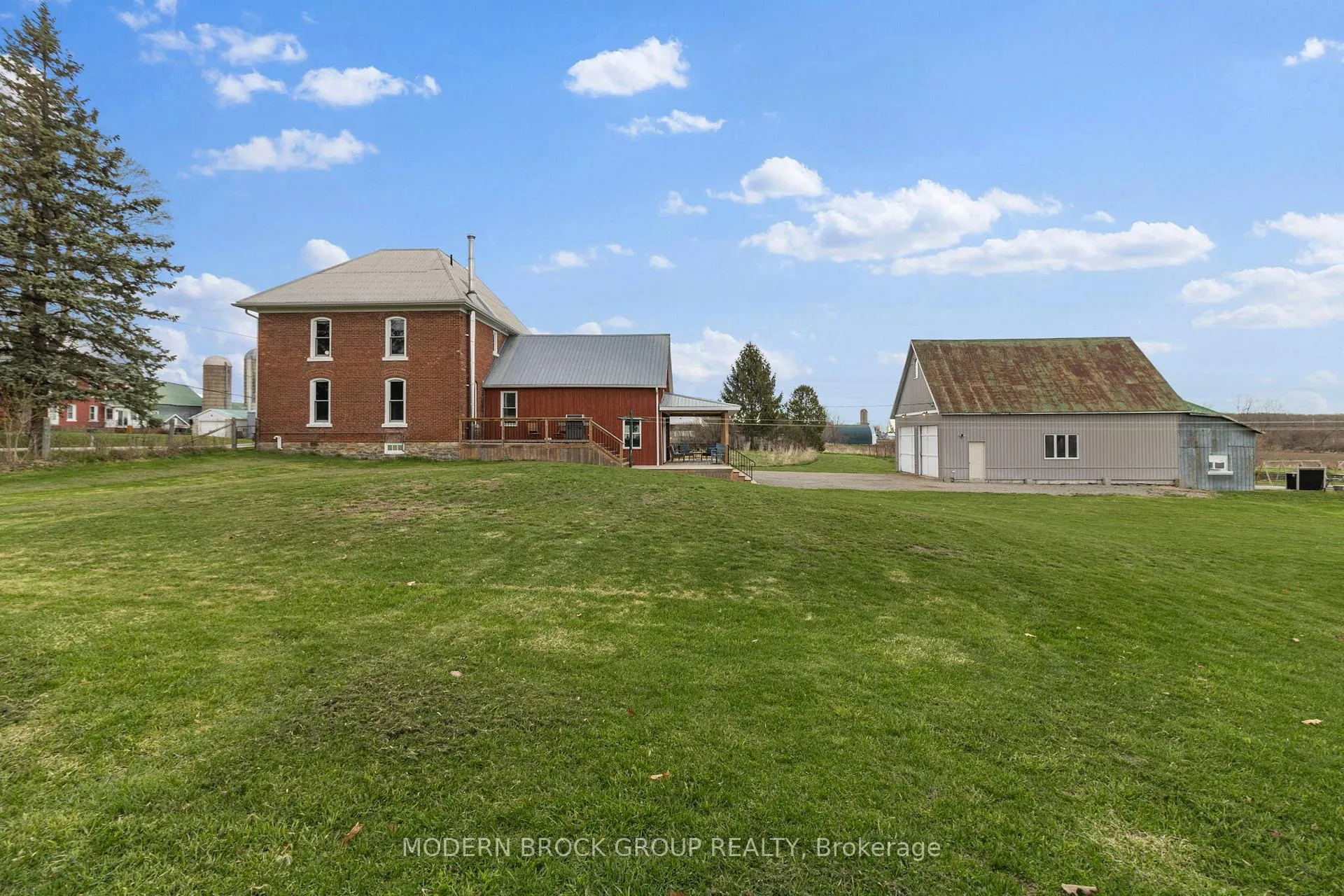 Photo 3 of 703 County Road 42 E, Athens, R of Yonge & Escott Twp — HOMEH