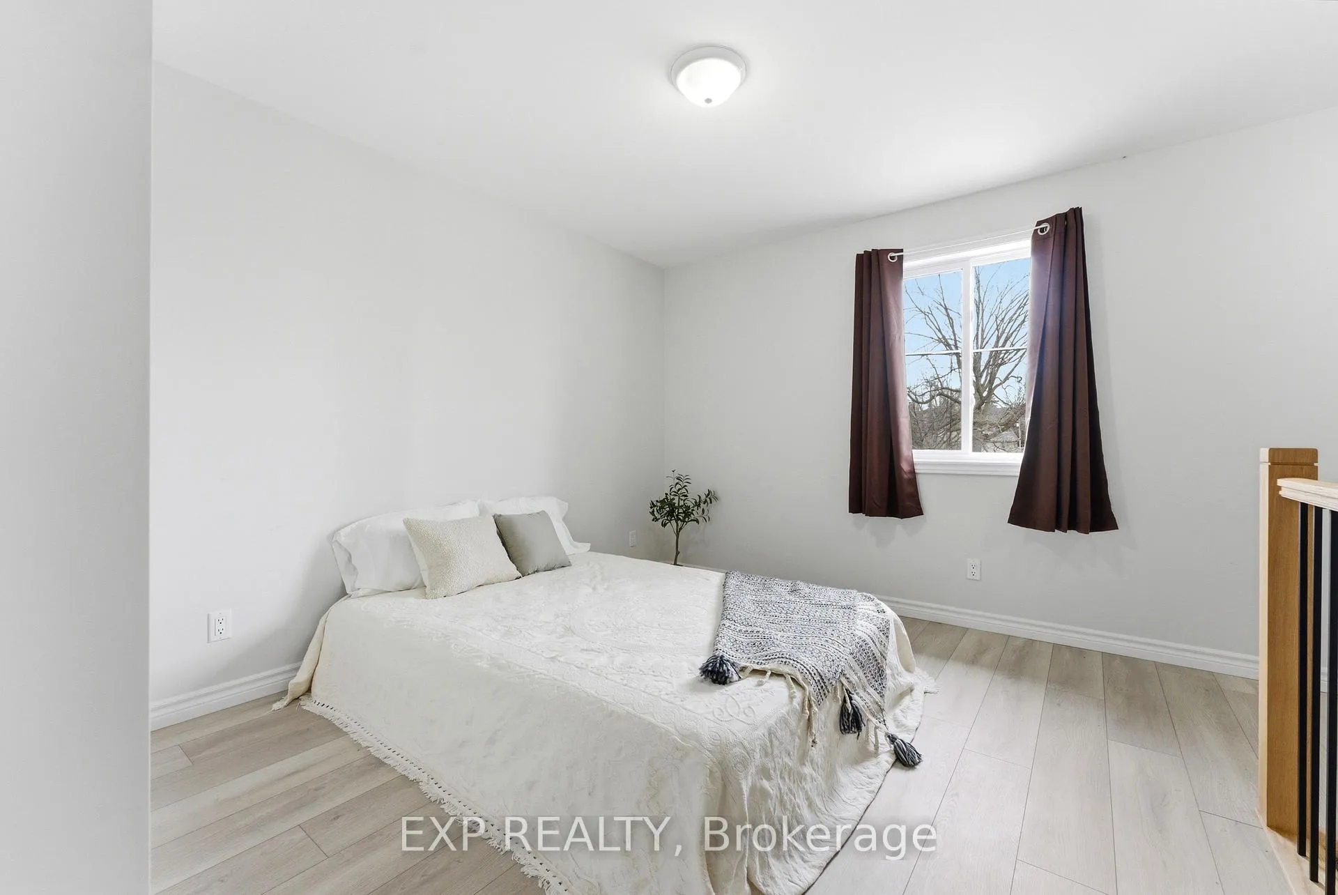 Photo 15 of 68 Moira Street E, Belleville, Belleville Ward — HOMEH