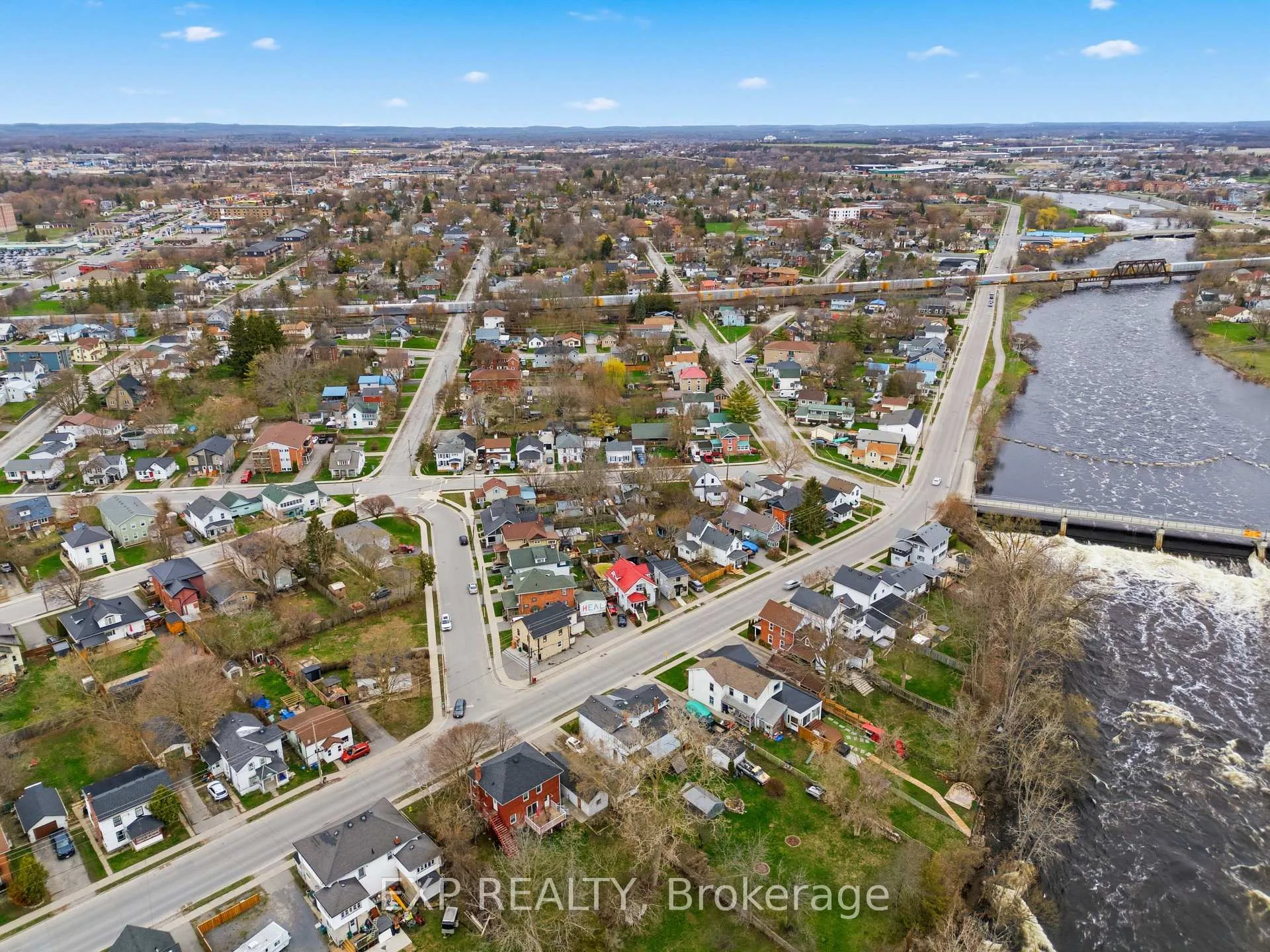 Photo 26 of 68 Moira Street E, Belleville, Belleville Ward — HOMEH