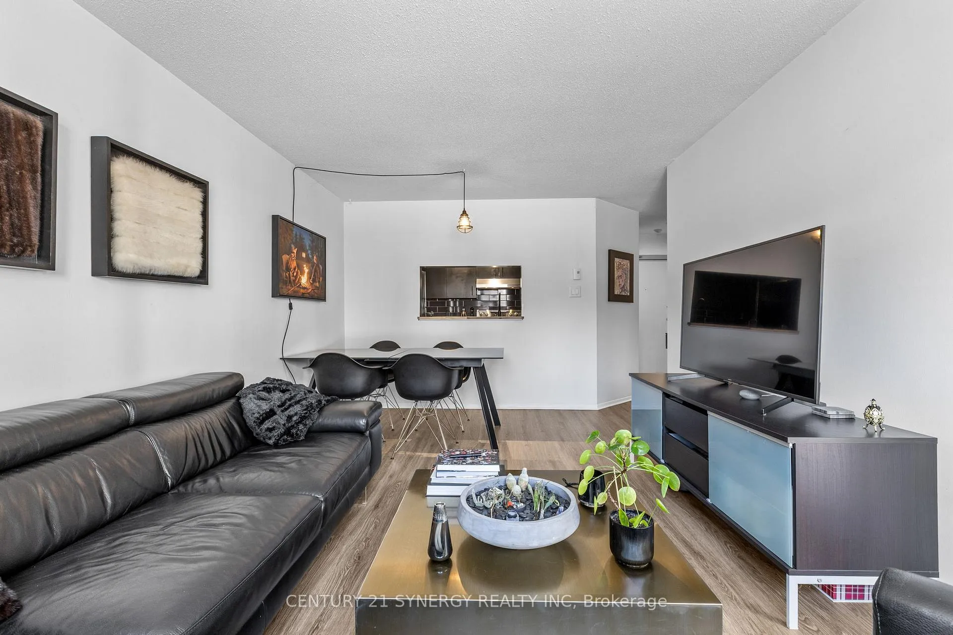 Photo 6 of Unit 118, 270 Brittany Road, Ottawa, Cardinal Glen — HOMEH