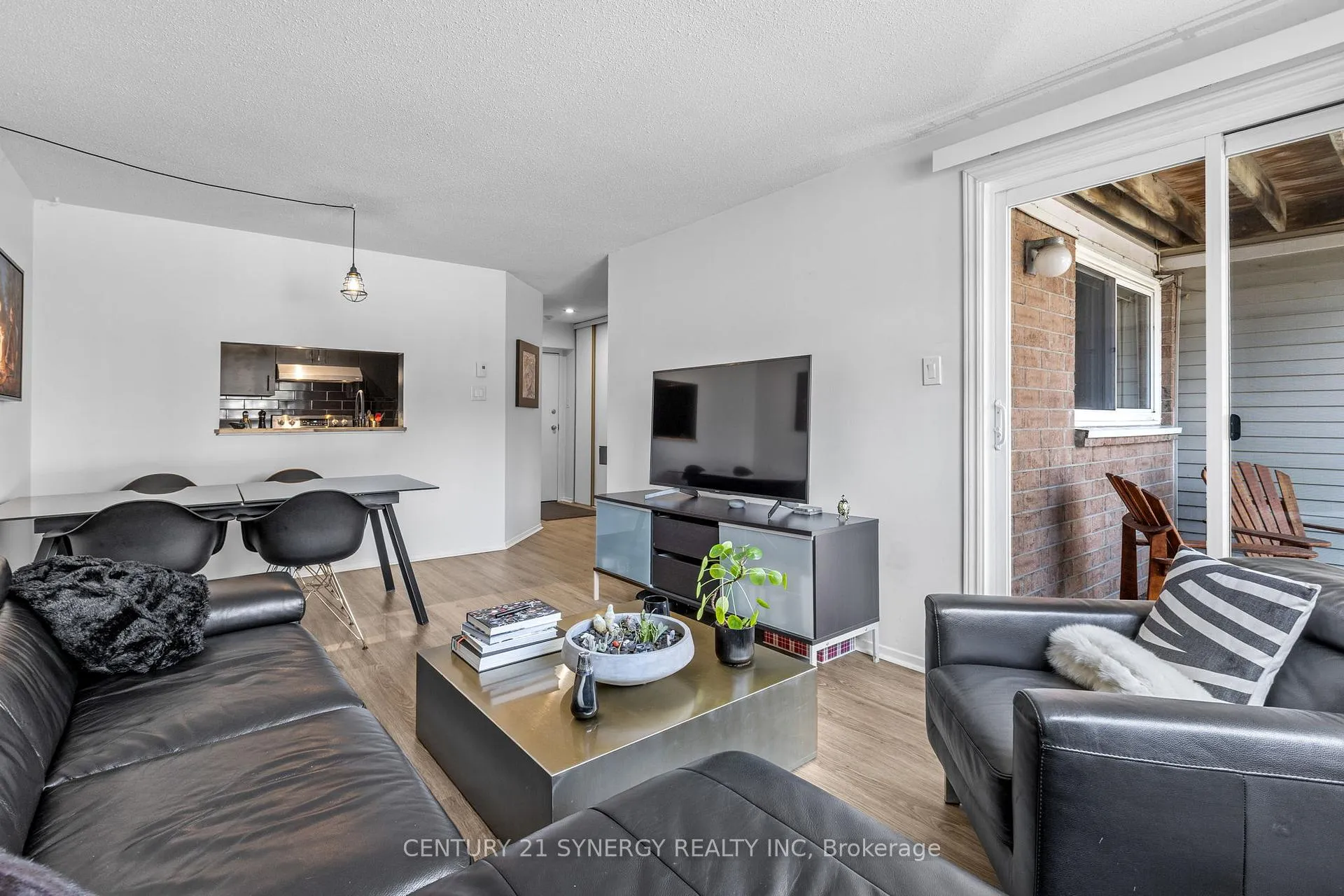 Photo 7 of Unit 118, 270 Brittany Road, Ottawa, Cardinal Glen — HOMEH