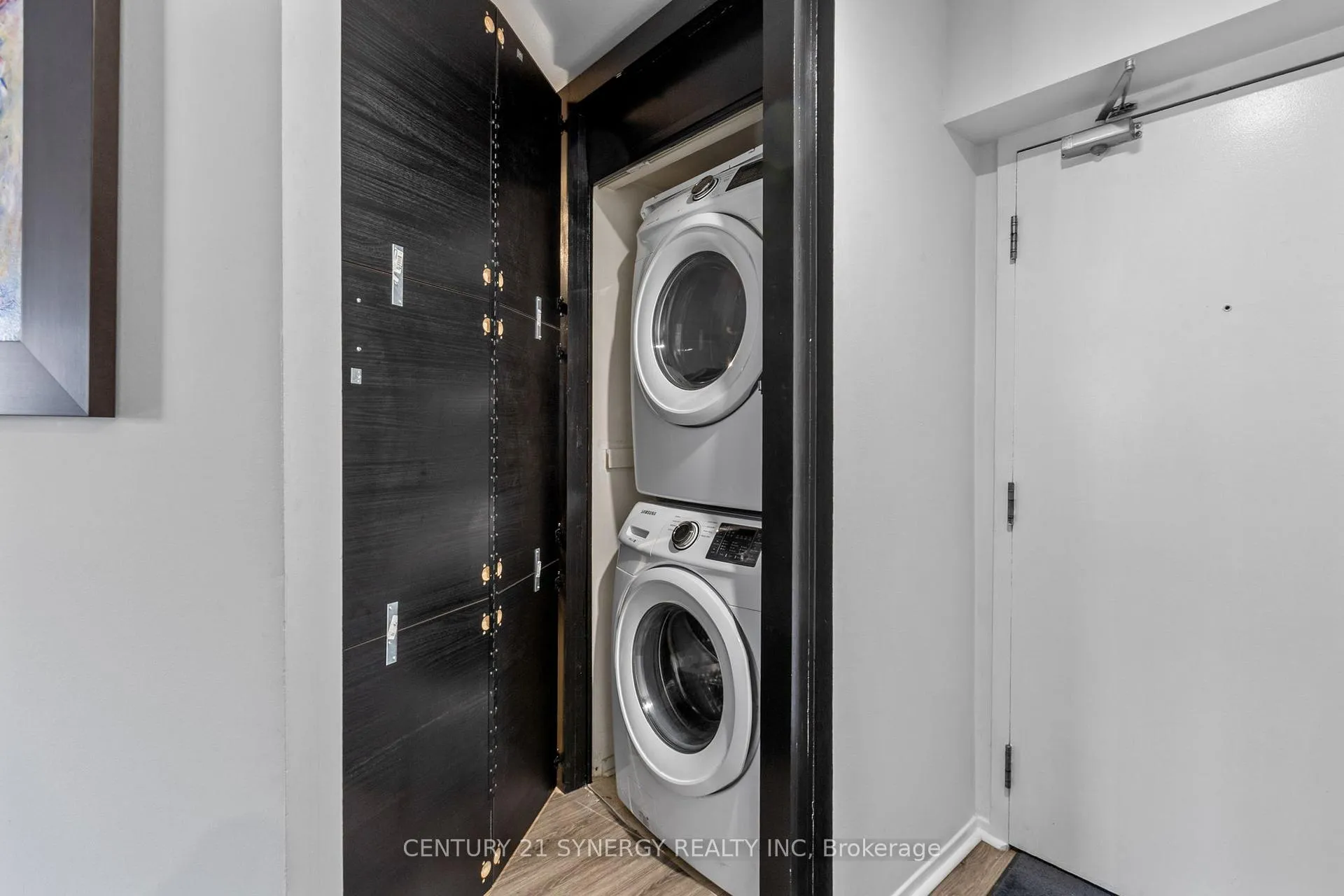 Photo 21 of Unit 118, 270 Brittany Road, Ottawa, Cardinal Glen — HOMEH