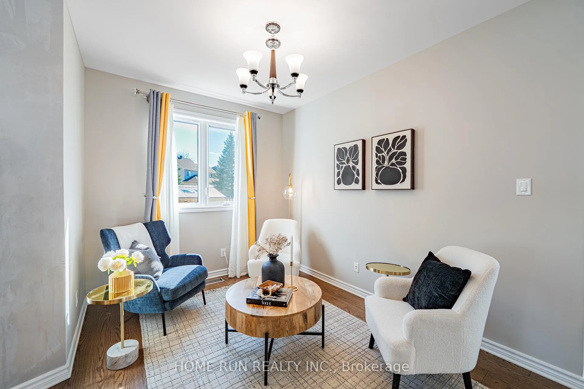 Photo 5 of 110 Discovery Crescent, Ottawa, Stittsville (North) — HOMEH