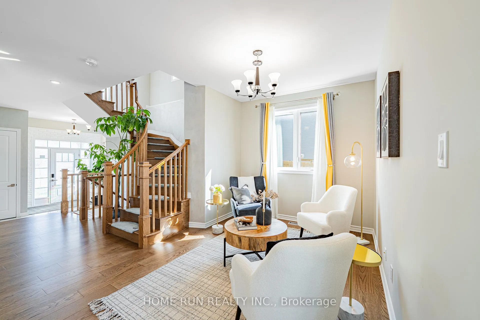 Photo 6 of 110 Discovery Crescent, Ottawa, Stittsville (North) — HOMEH