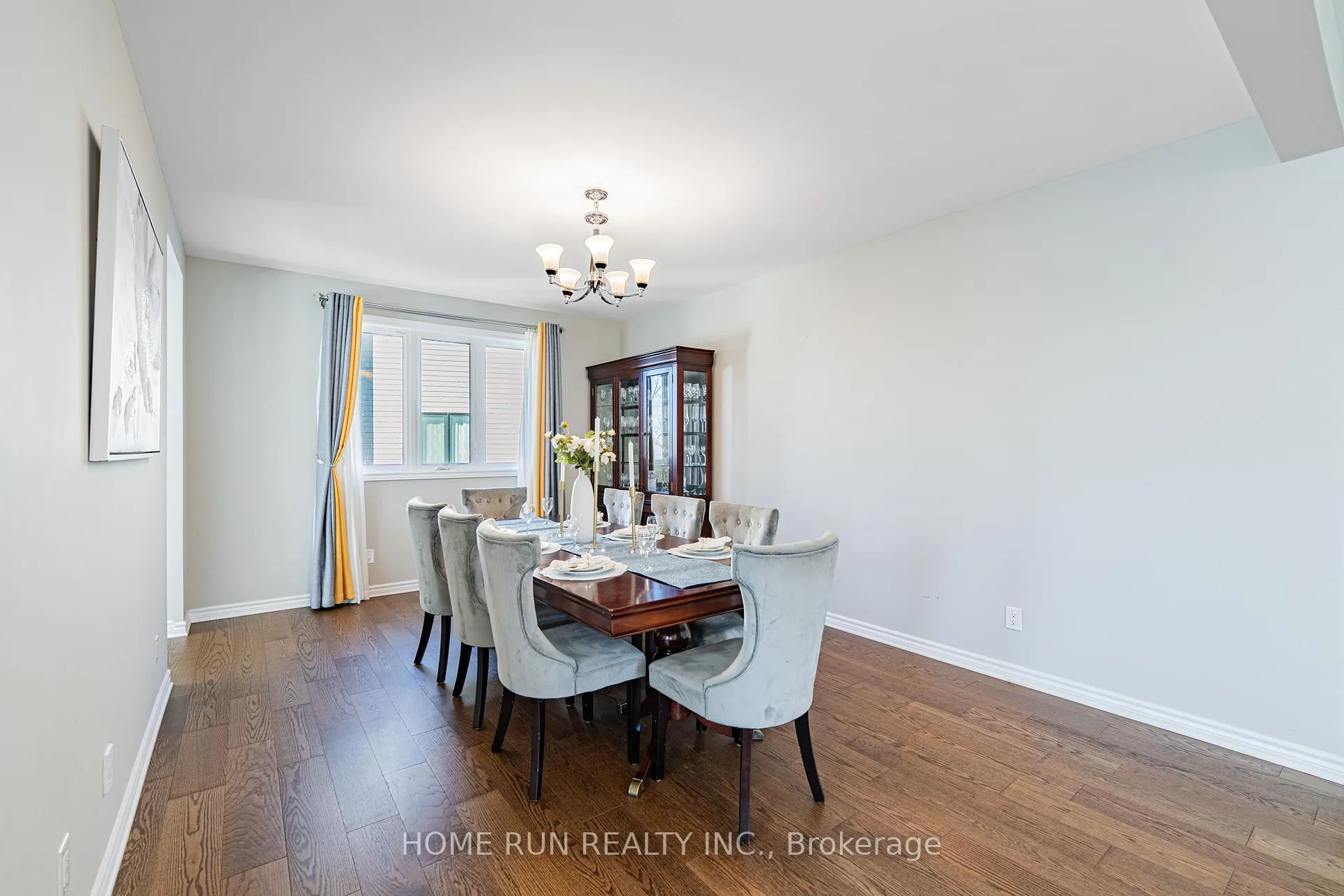 Photo 7 of 110 Discovery Crescent, Ottawa, Stittsville (North) — HOMEH