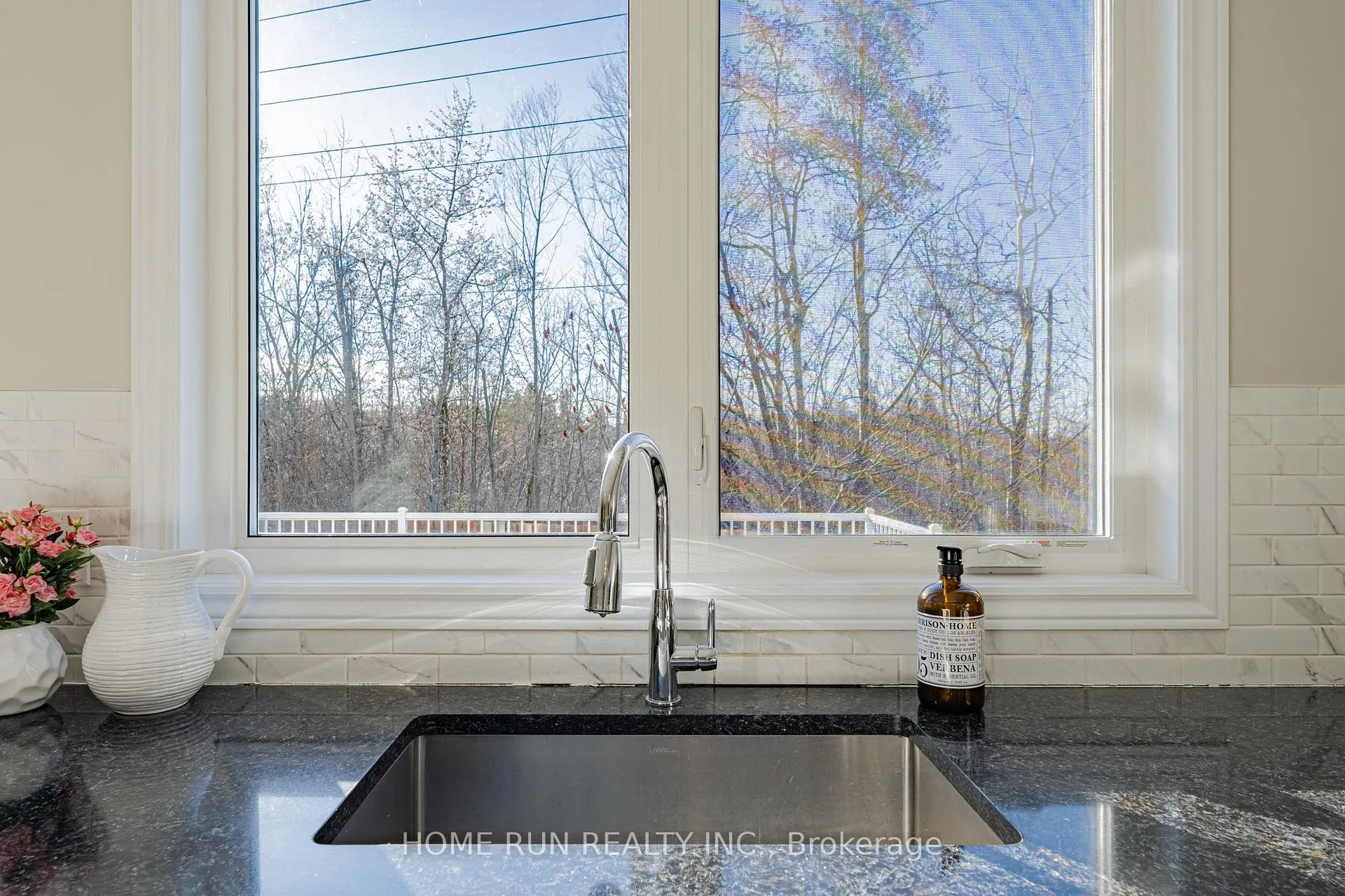 Photo 16 of 110 Discovery Crescent, Ottawa, Stittsville (North) — HOMEH