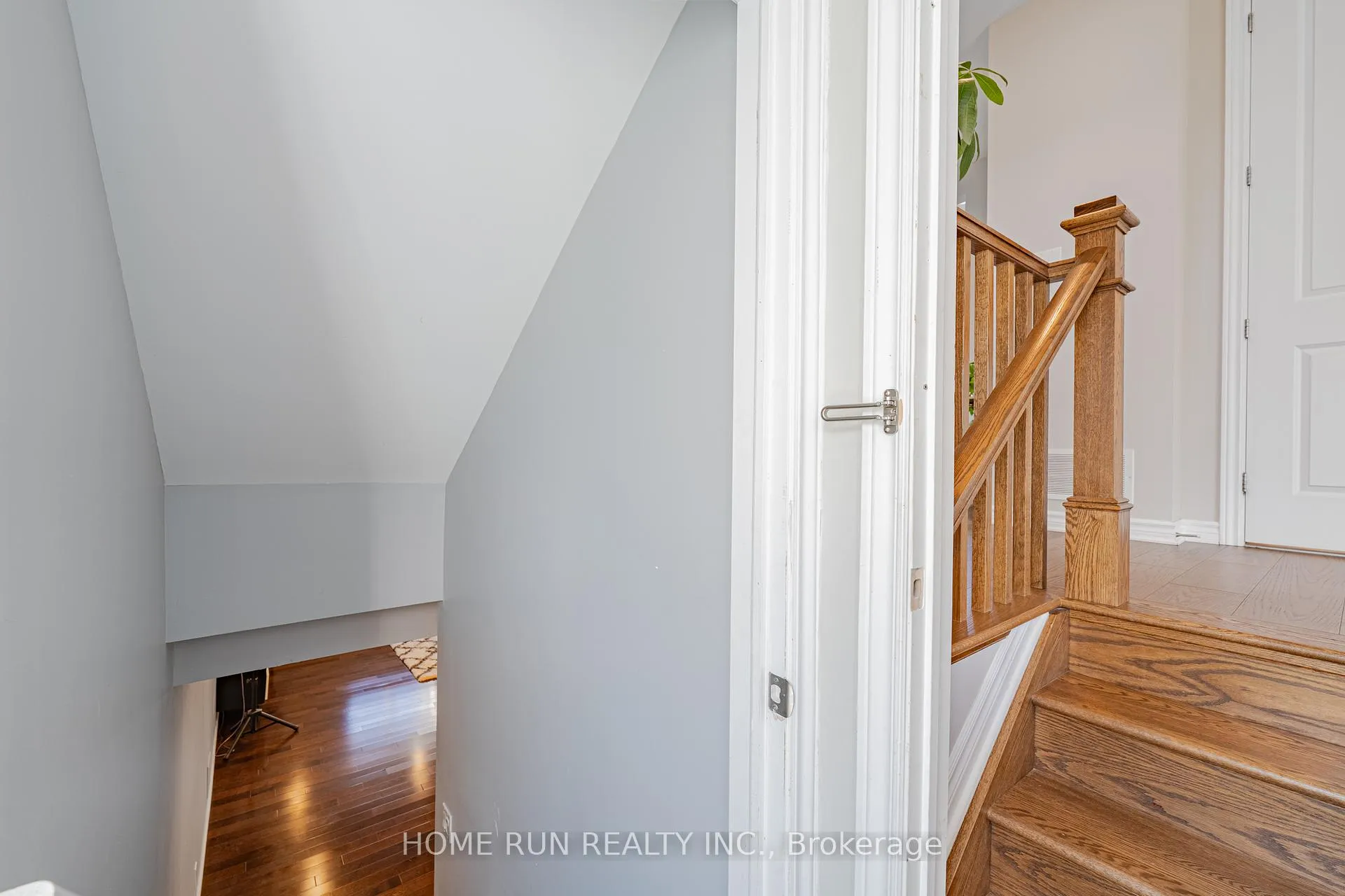 Photo 40 of 110 Discovery Crescent, Ottawa, Stittsville (North) — HOMEH