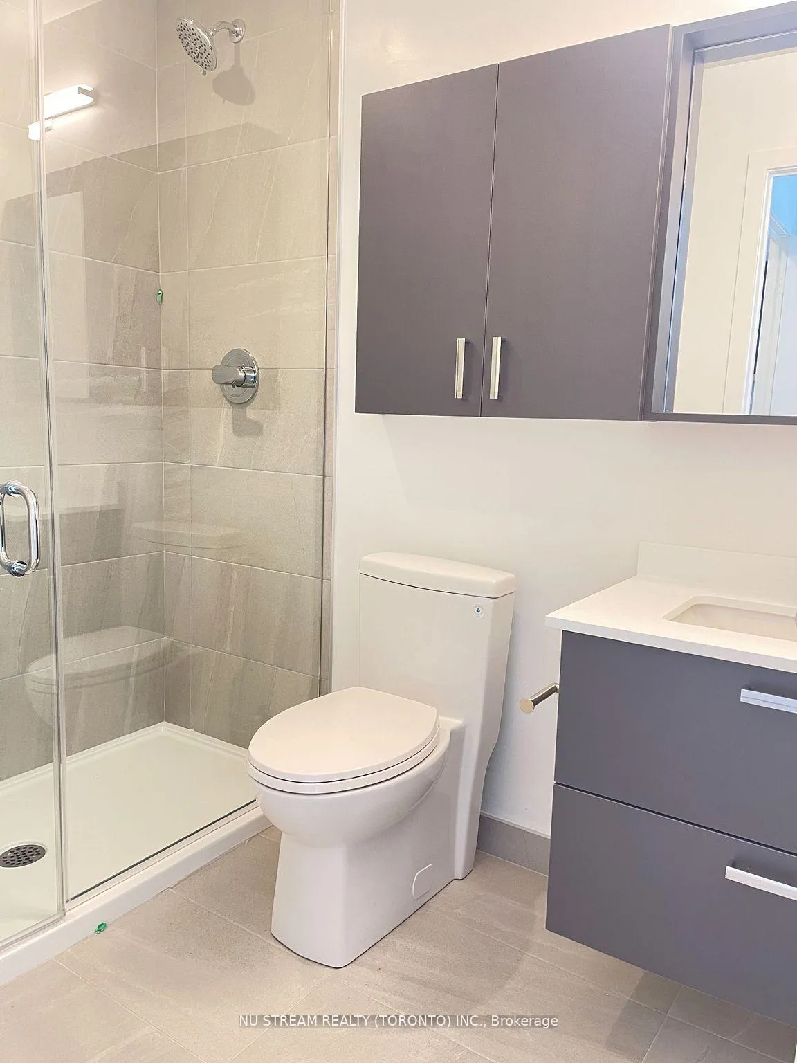 Photo 3 of Unit 2509, 50 Upper Mall Way, Vaughan, Brownridge — HOMEH