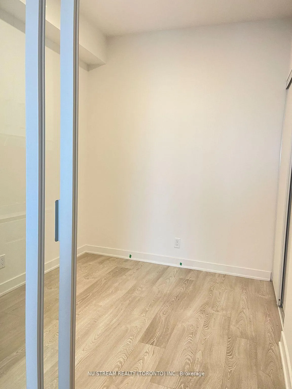 Photo 4 of Unit 2509, 50 Upper Mall Way, Vaughan, Brownridge — HOMEH