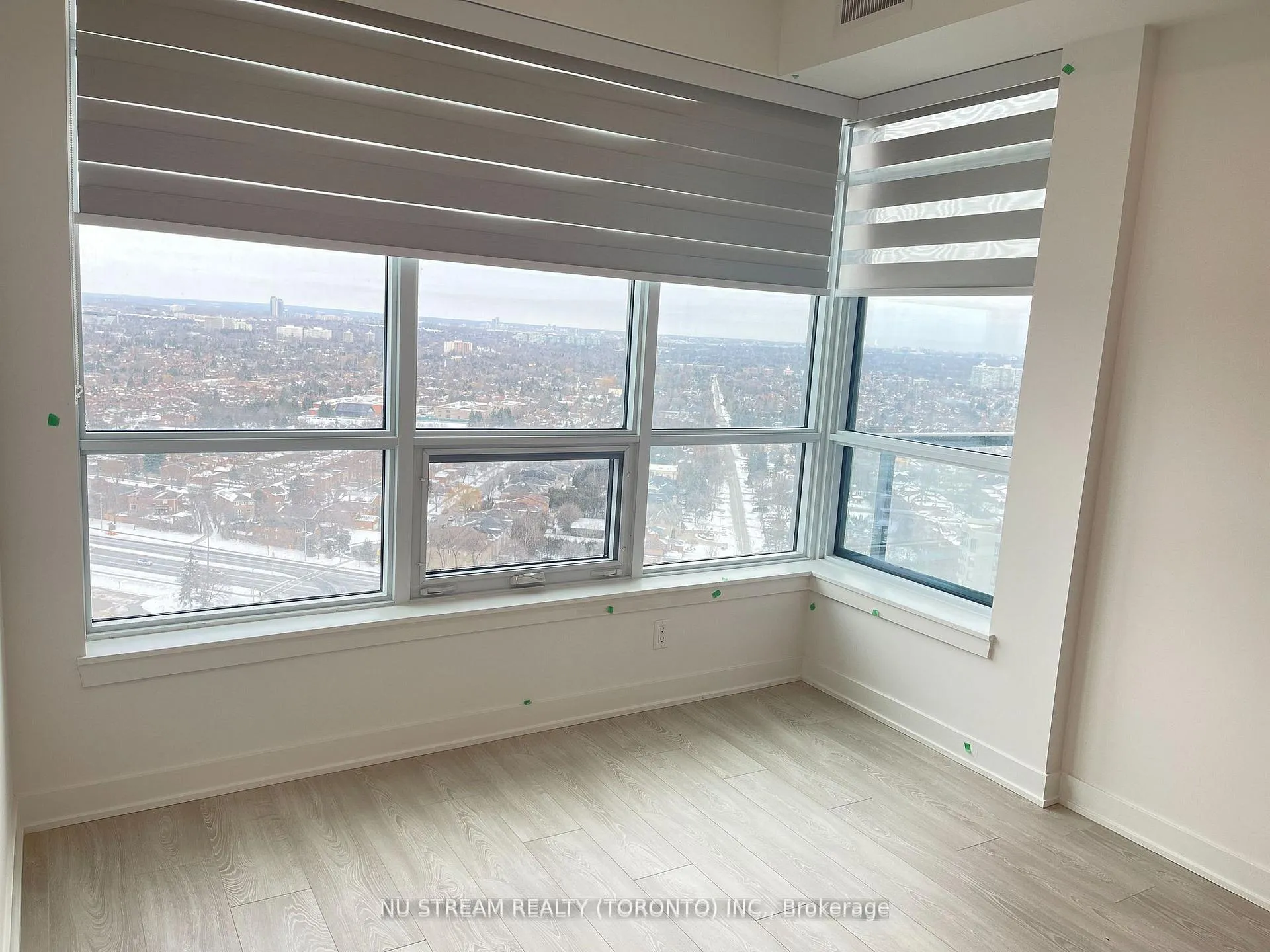 Photo 7 of Unit 2509, 50 Upper Mall Way, Vaughan, Brownridge — HOMEH