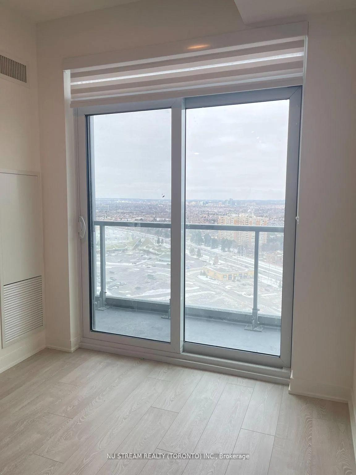 Photo 9 of Unit 2509, 50 Upper Mall Way, Vaughan, Brownridge — HOMEH