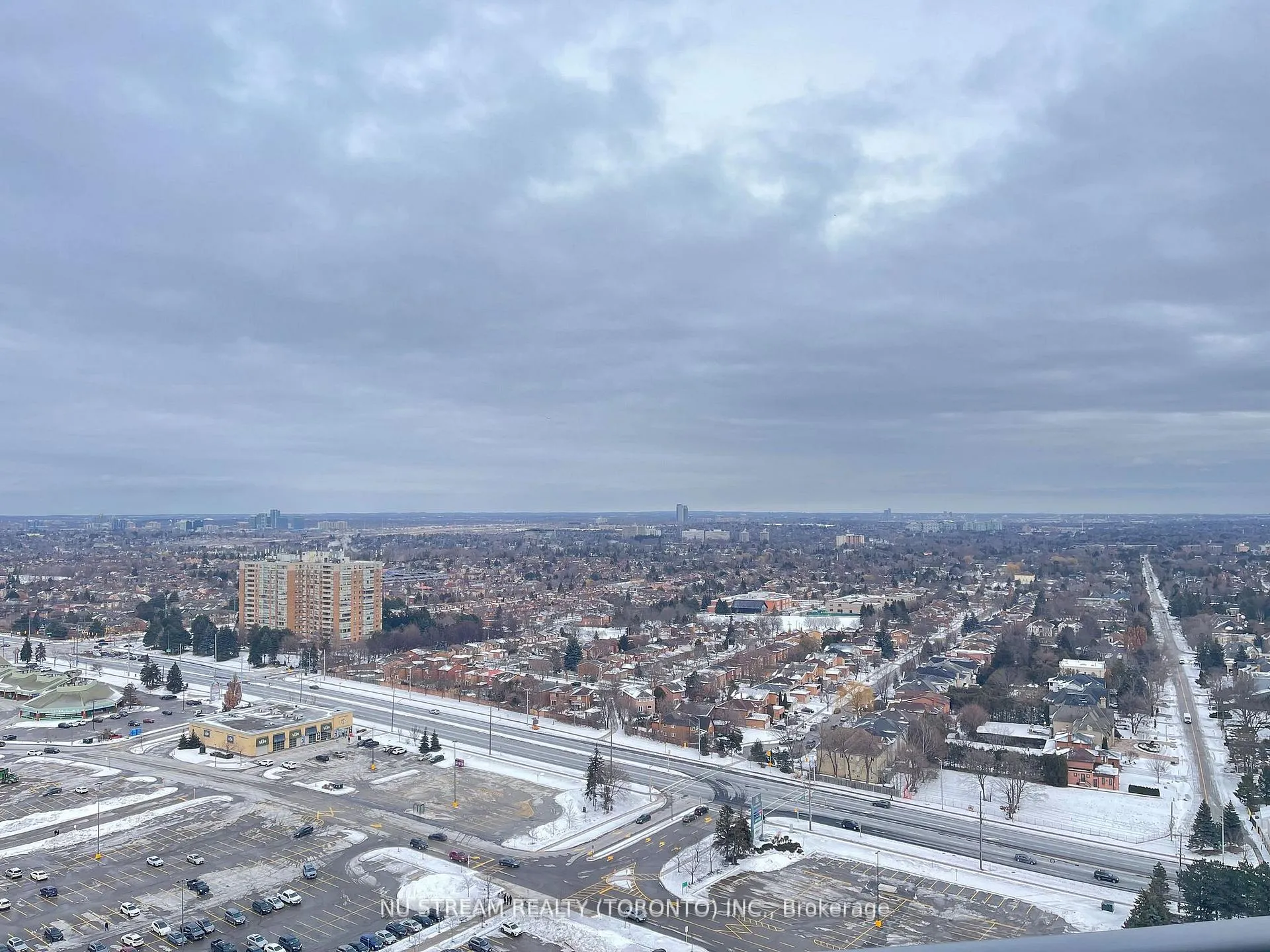 Photo 12 of Unit 2509, 50 Upper Mall Way, Vaughan, Brownridge — HOMEH