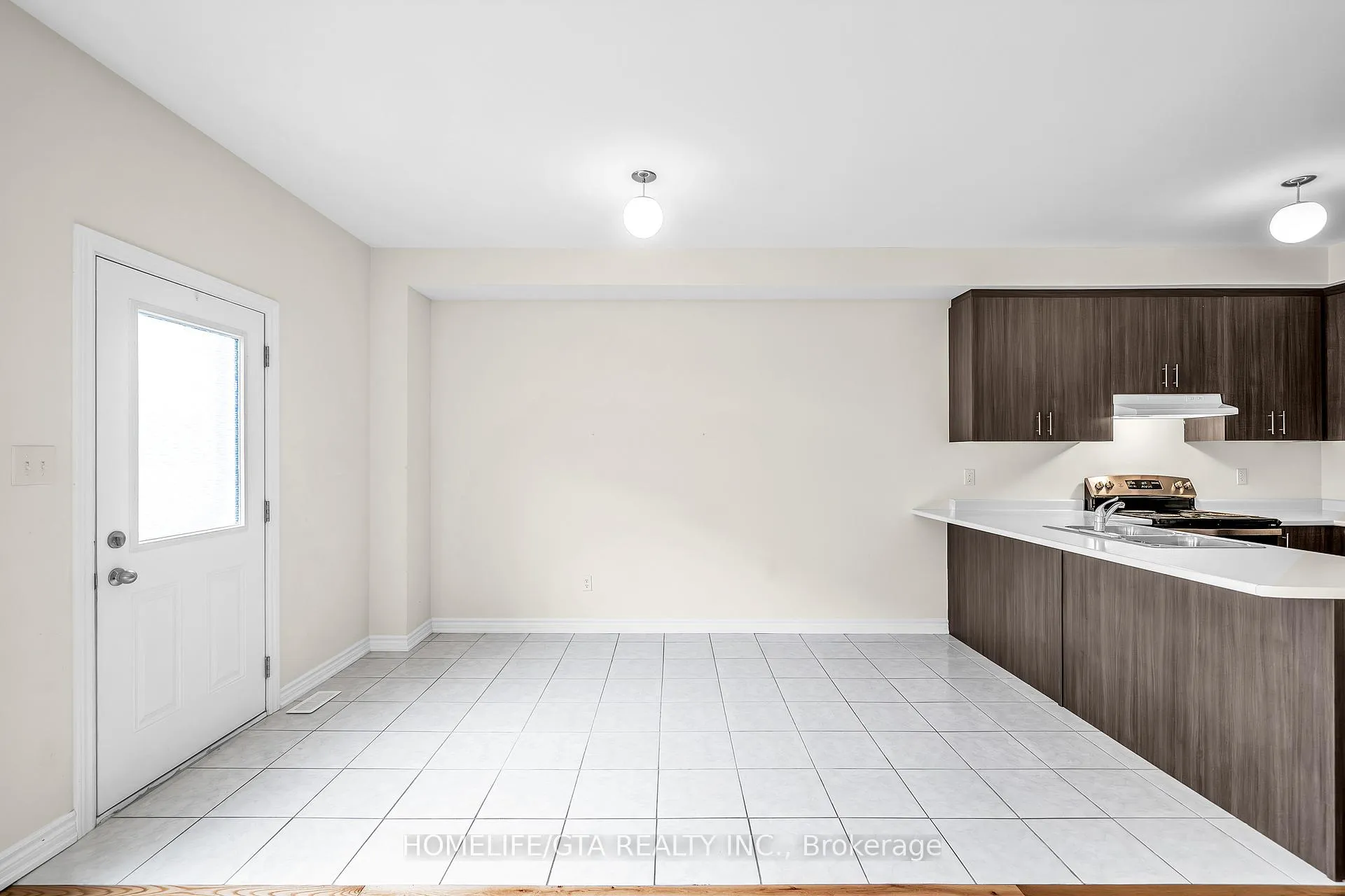 Photo 8 of 1112 Cameo Street, Pickering, Rural Pickering — HOMEH