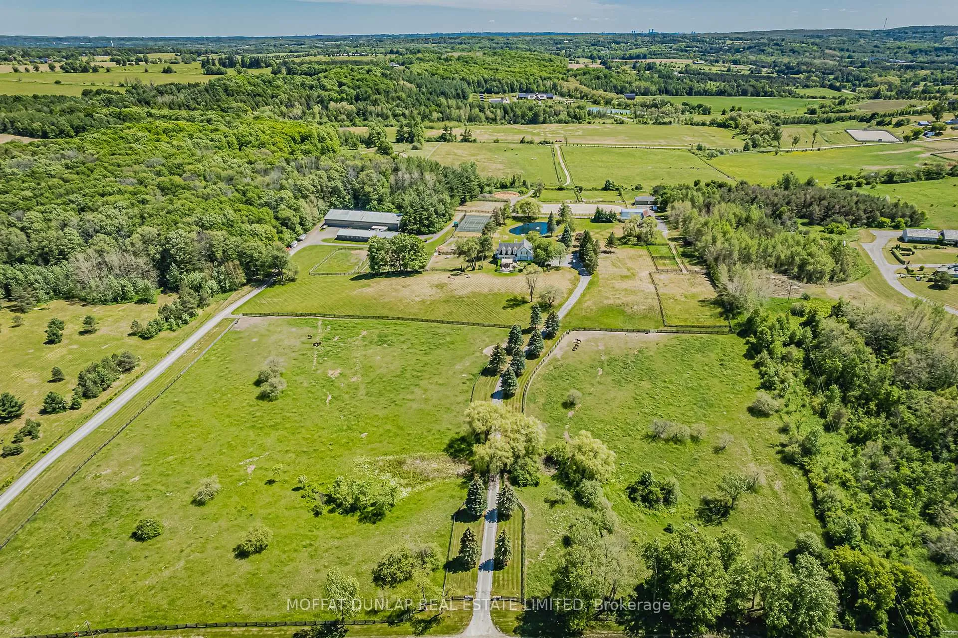 Photo 10 of 2105-2065 19th Side Road, King, Rural King — HOMEH