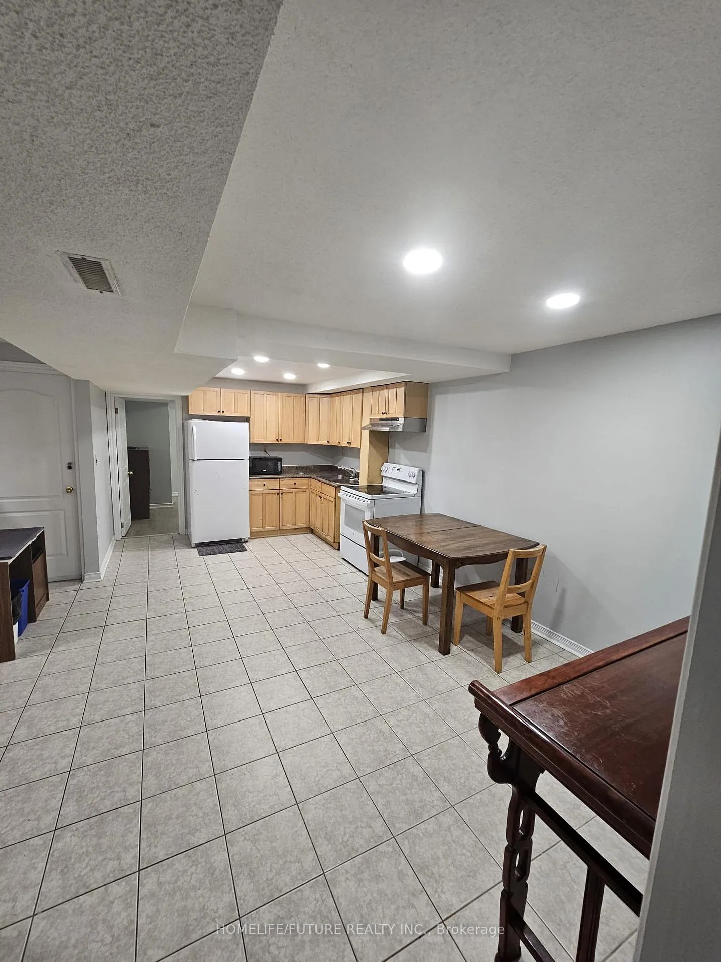Photo 1 of Unit Bsmt, 49 Raponi Circle, Scarborough, Rouge — HOMEH
