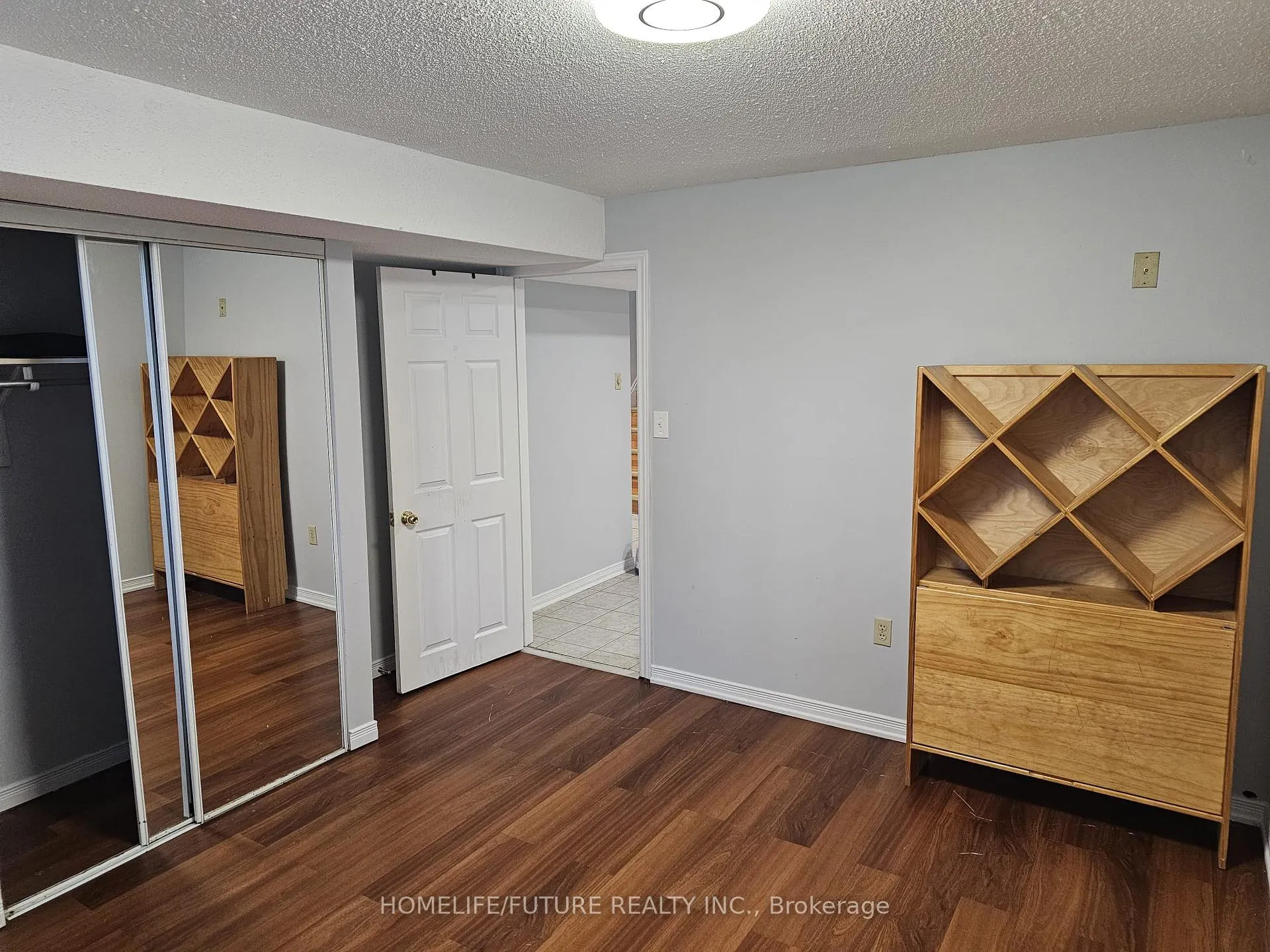 Photo 2 of Unit Bsmt, 49 Raponi Circle, Scarborough, Rouge — HOMEH