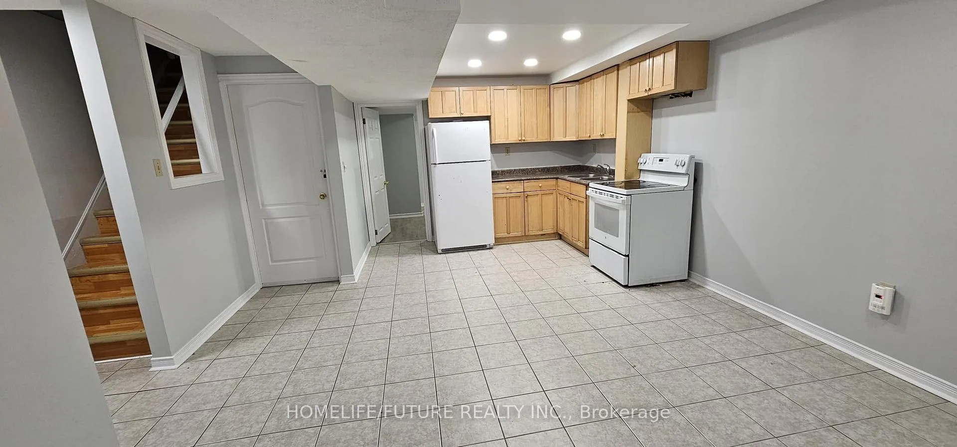 Photo 3 of Unit Bsmt, 49 Raponi Circle, Scarborough, Rouge — HOMEH