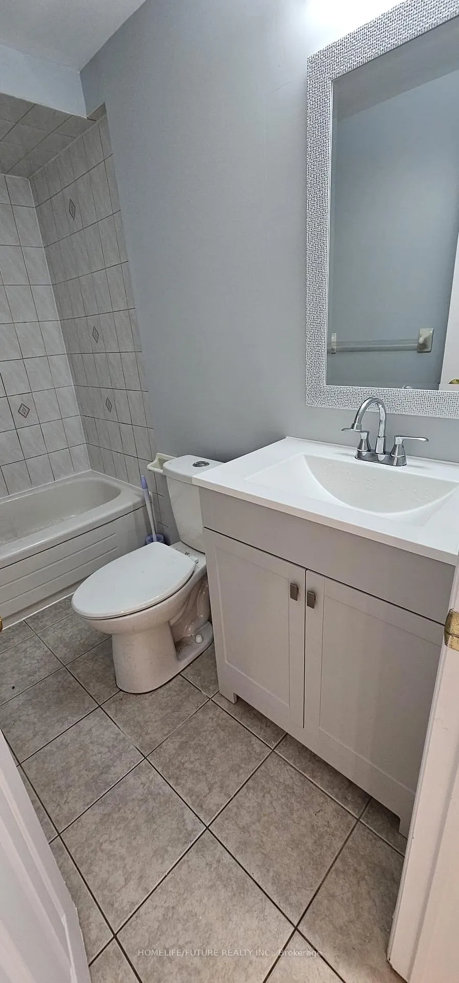 Photo 5 of Unit Bsmt, 49 Raponi Circle, Scarborough, Rouge — HOMEH