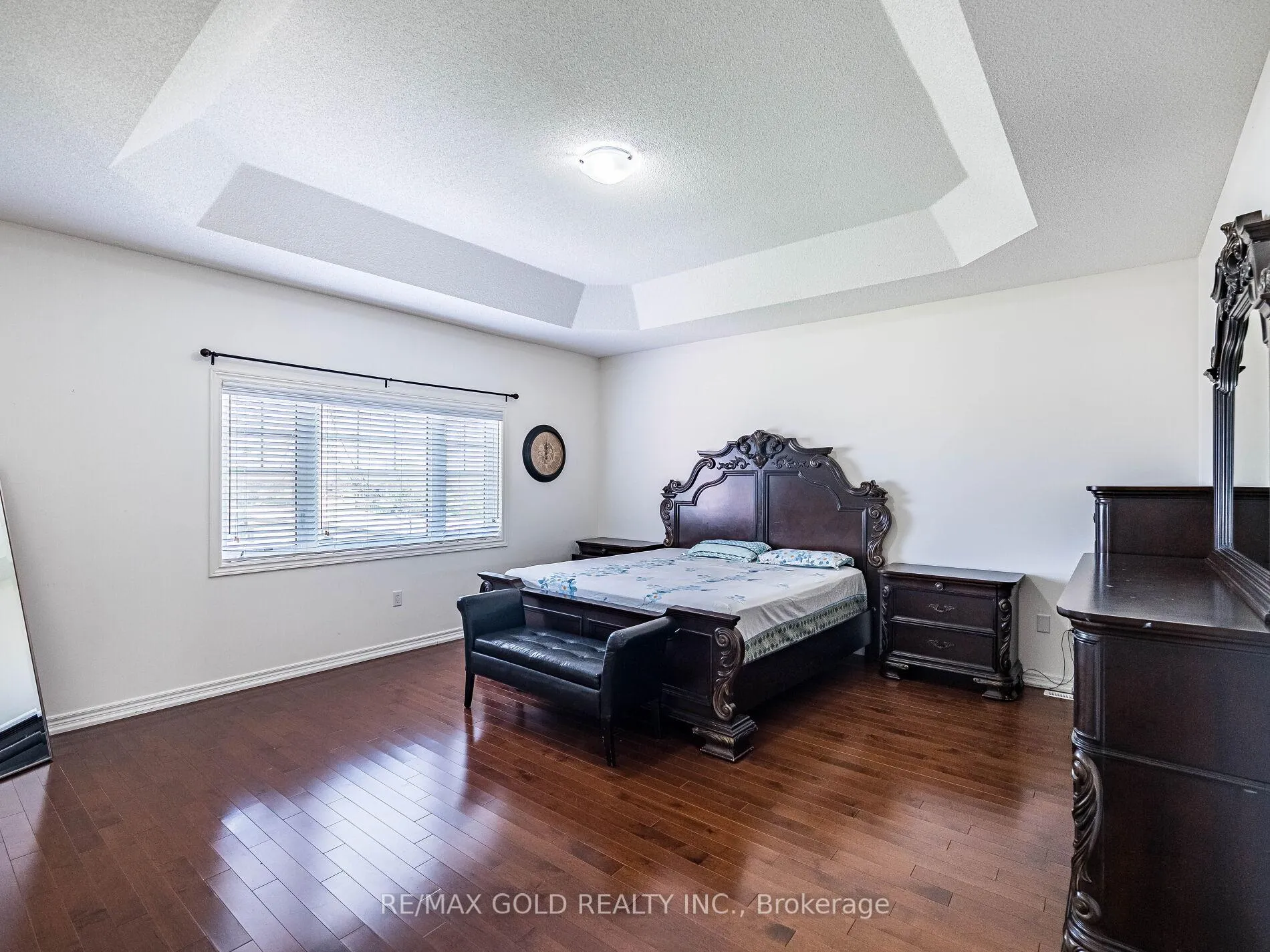 Photo 19 of 18 Divinity Circle, Brampton, Northwest Brampton — HOMEH