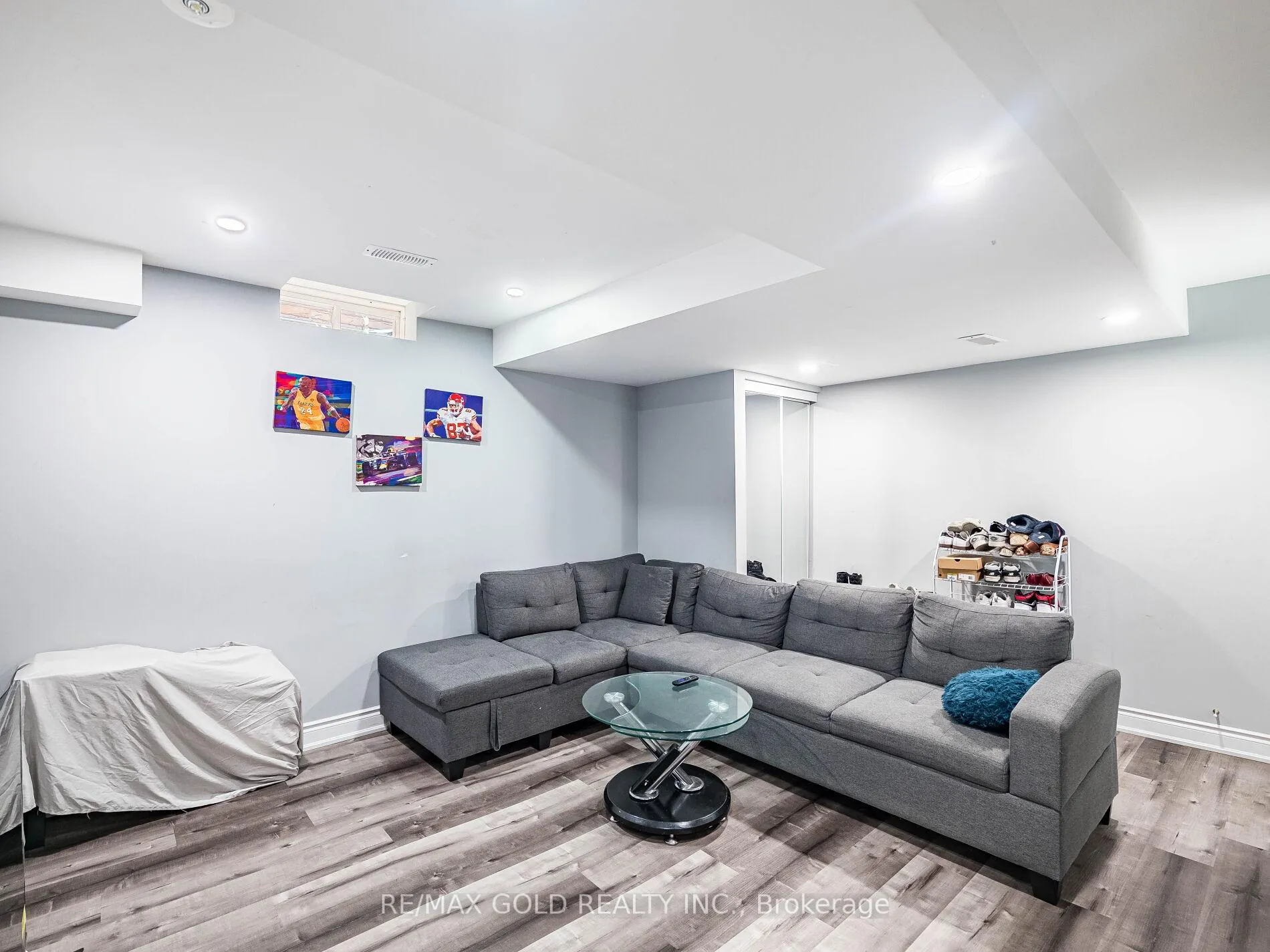 Photo 33 of 18 Divinity Circle, Brampton, Northwest Brampton — HOMEH