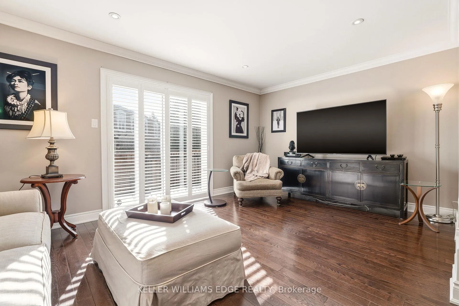 Photo 10 of 1528 Westminster Place, Burlington, Mountainside — HOMEH
