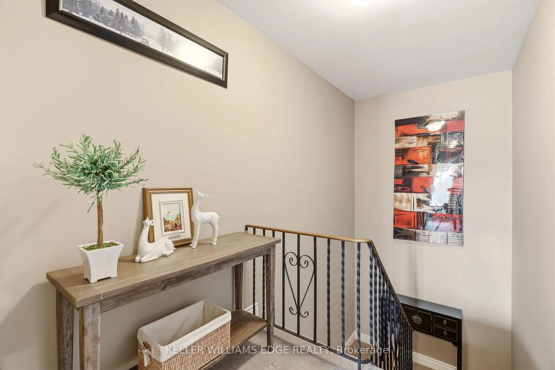 Photo 12 of 1528 Westminster Place, Burlington, Mountainside — HOMEH