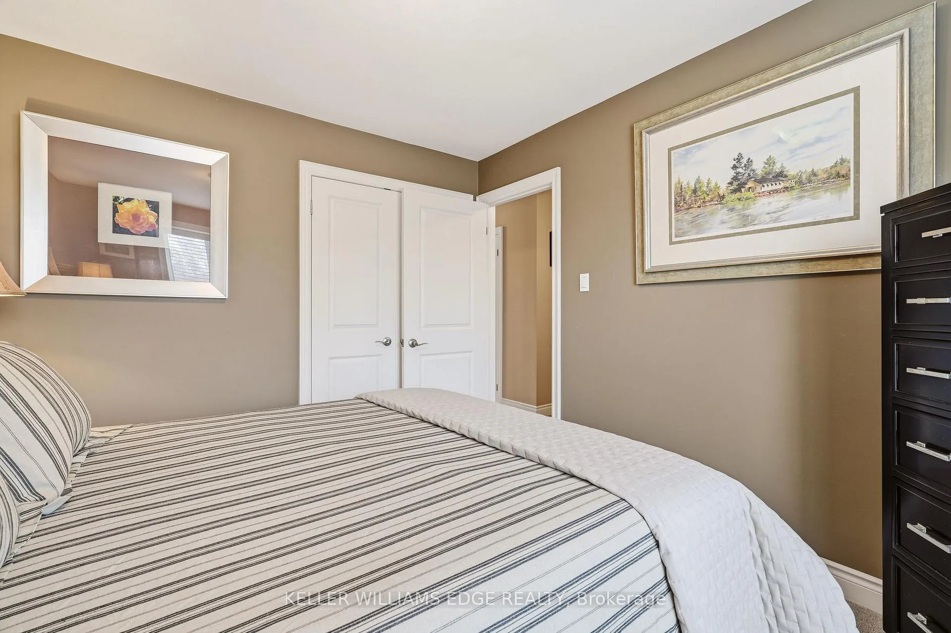 Photo 18 of 1528 Westminster Place, Burlington, Mountainside — HOMEH
