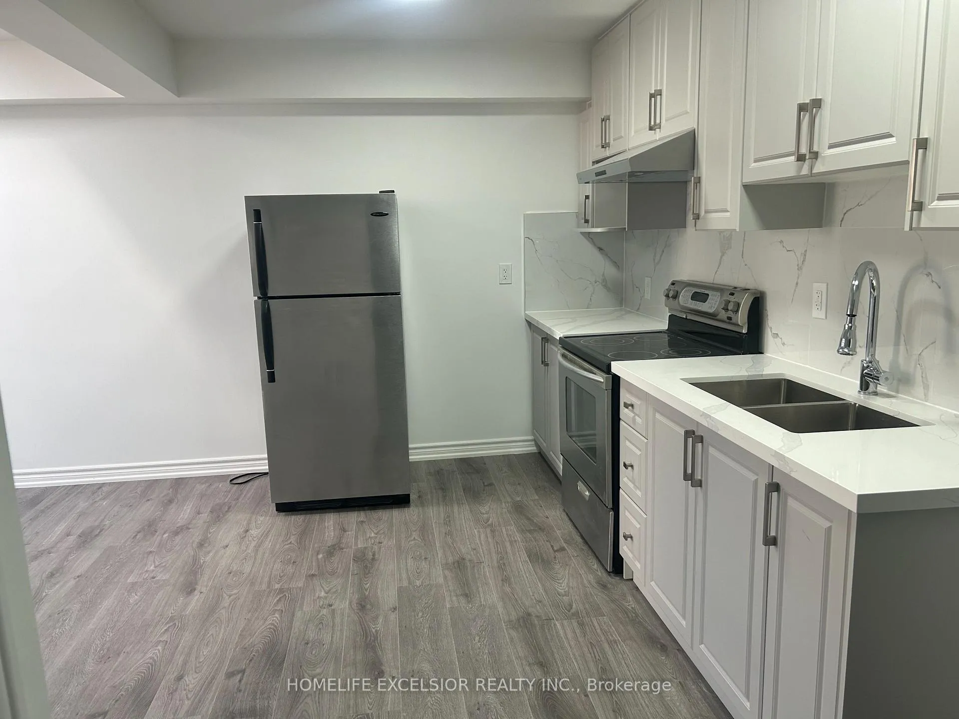 Photo 1 of Unit 7, 3 Simcoe Street S, Oshawa, Central — HOMEH