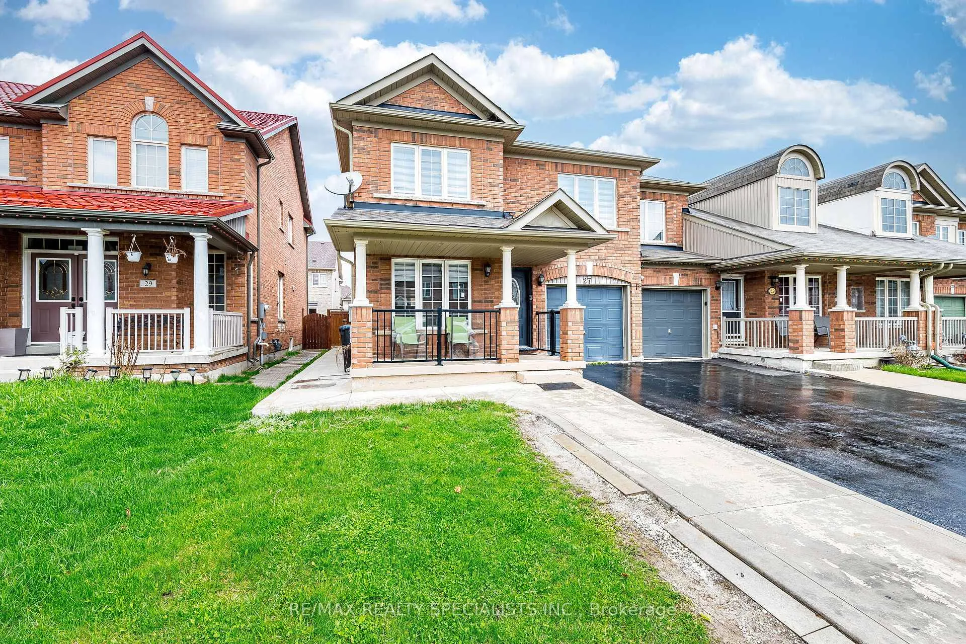 Photo 1 of 27 Wall Street, Brampton, Sandringham-Wellington — HOMEH
