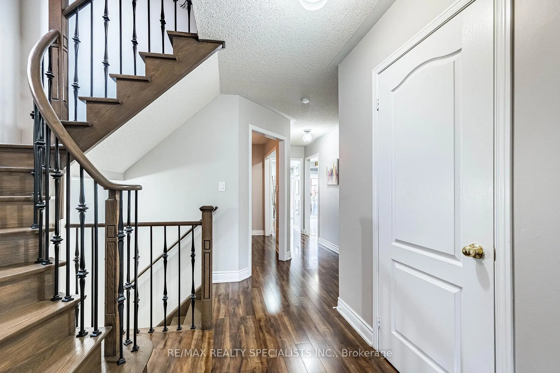 Photo 11 of 27 Wall Street, Brampton, Sandringham-Wellington — HOMEH