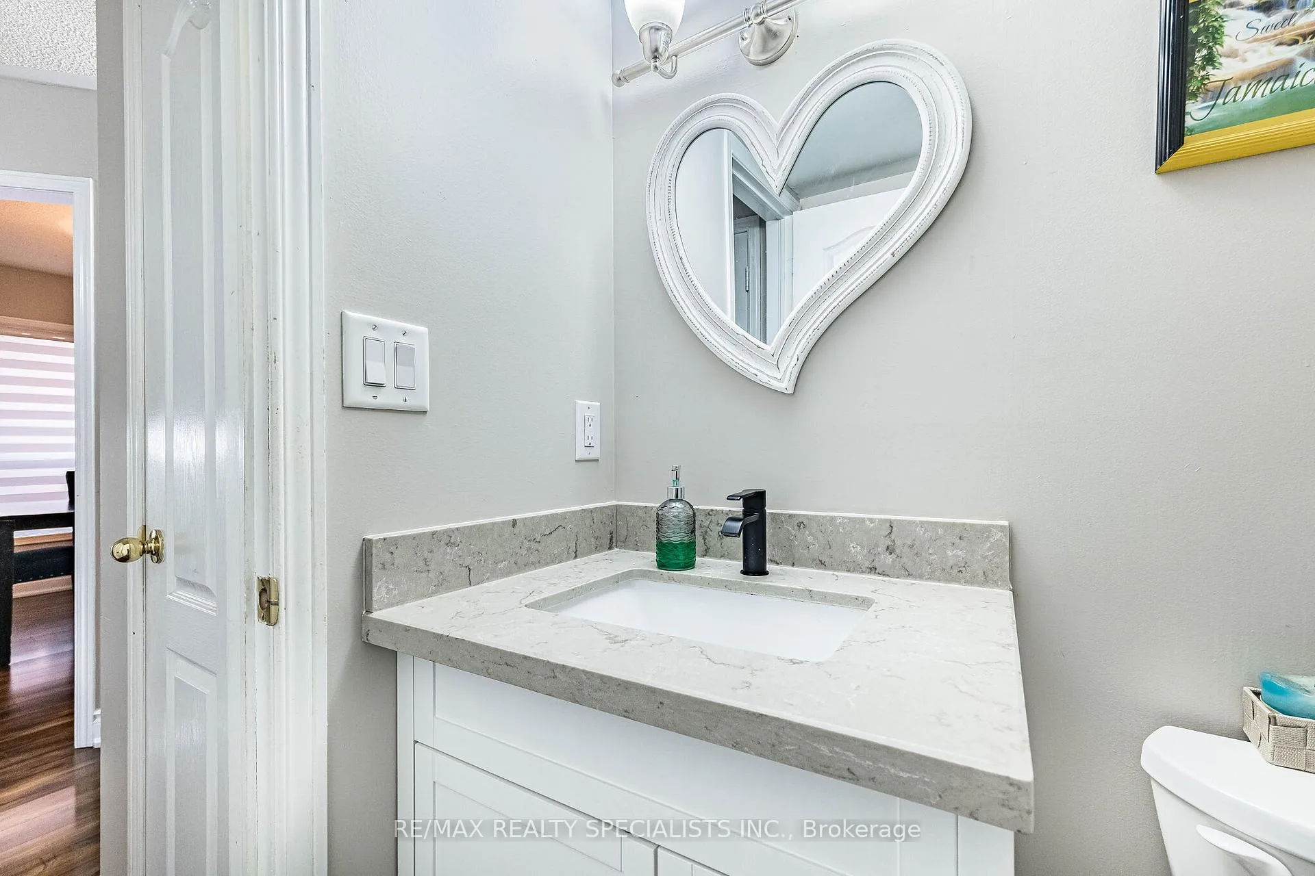 Photo 18 of 27 Wall Street, Brampton, Sandringham-Wellington — HOMEH