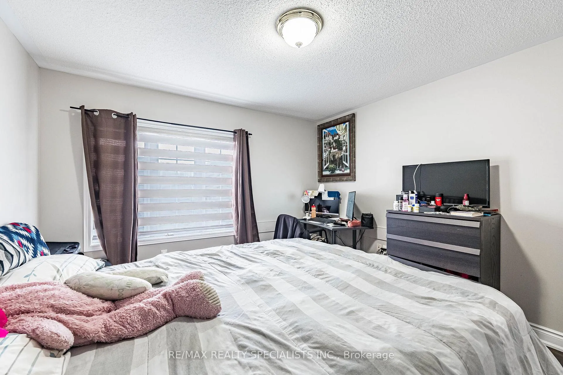 Photo 43 of 27 Wall Street, Brampton, Sandringham-Wellington — HOMEH