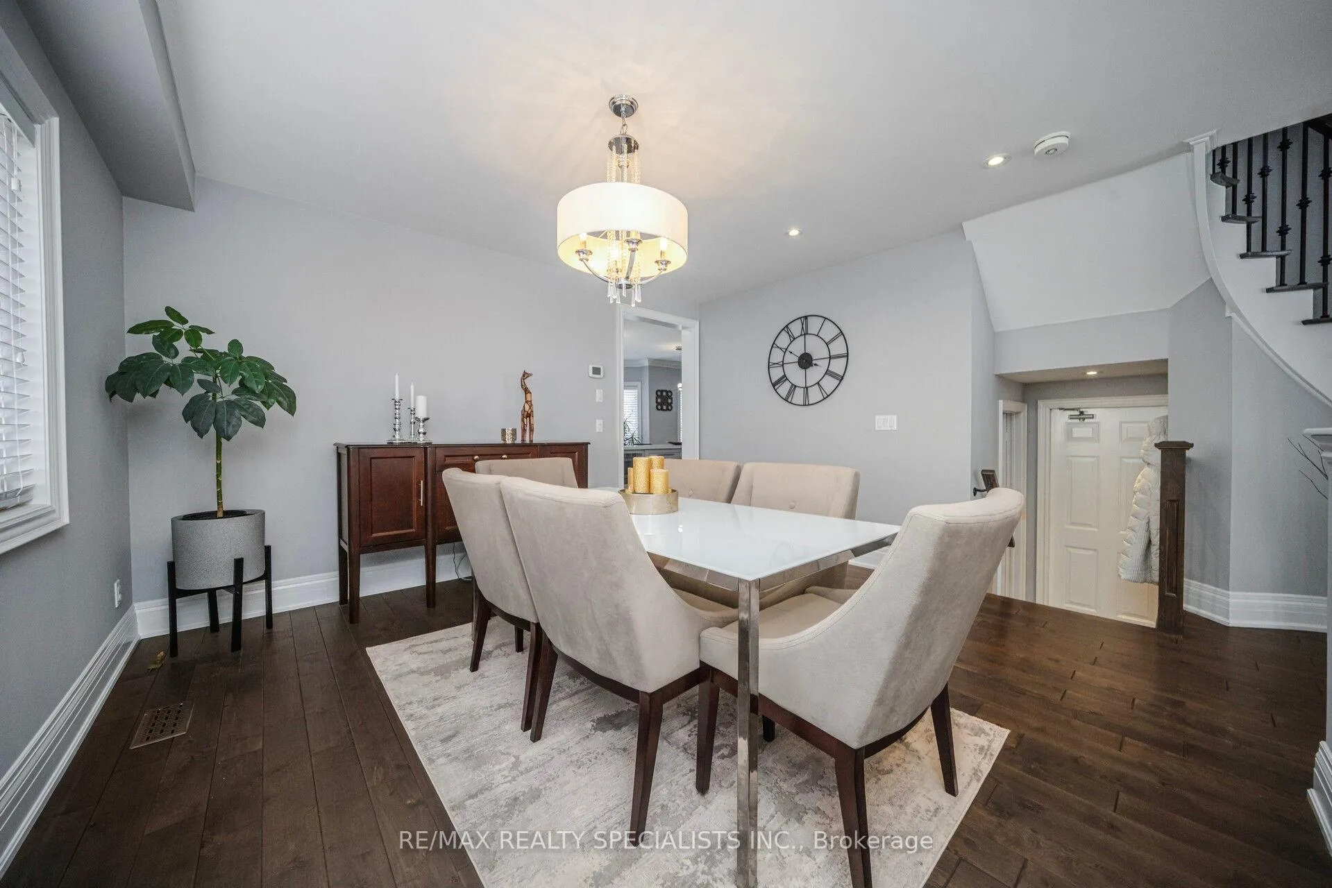 Photo 12 of 44 Dunvegan Crescent, Brampton, Fletcher's Meadow — HOMEH