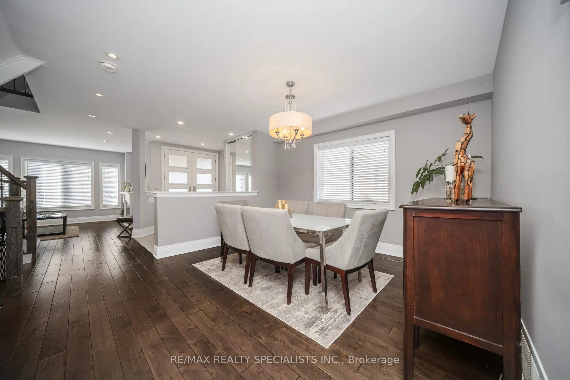 Photo 13 of 44 Dunvegan Crescent, Brampton, Fletcher's Meadow — HOMEH