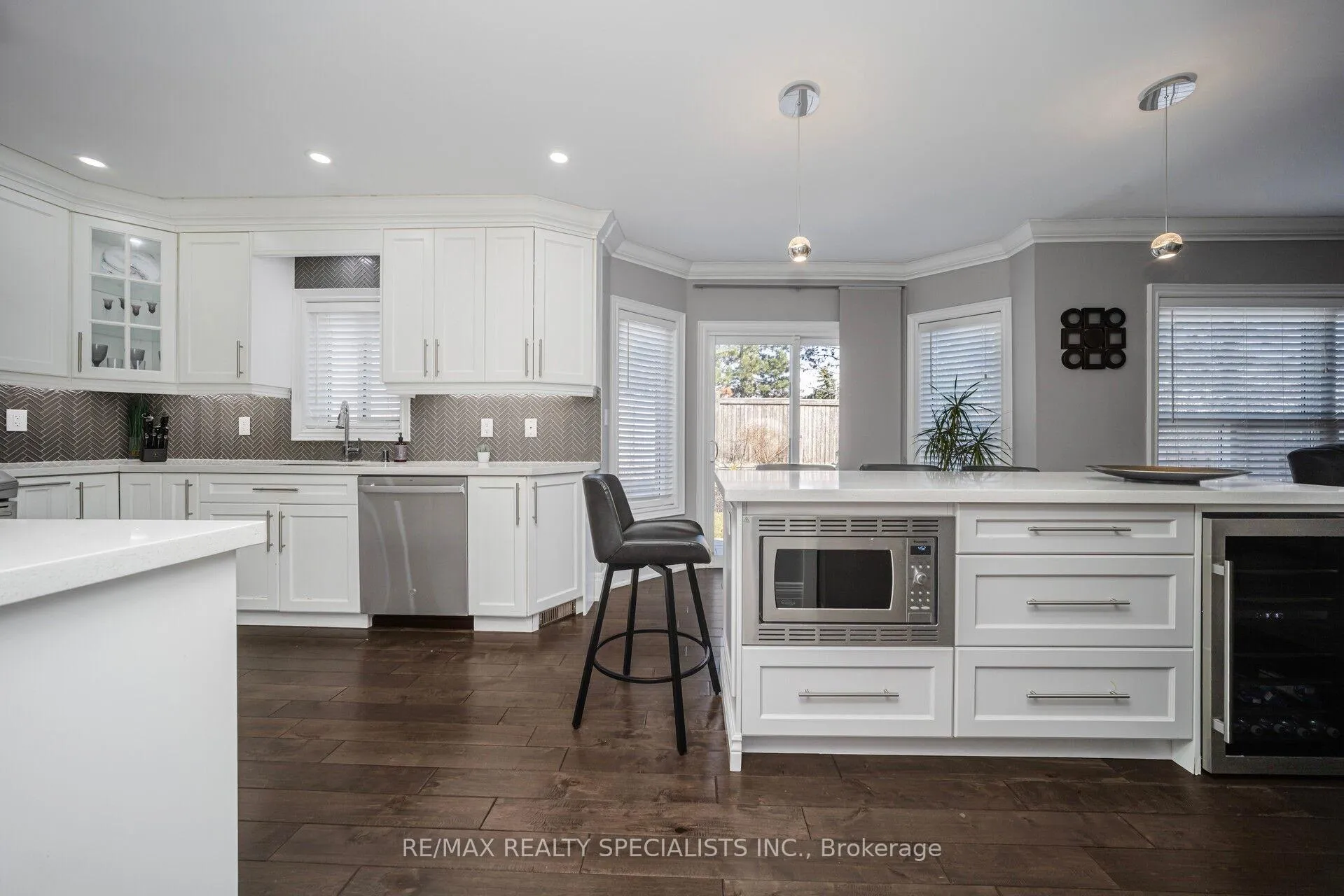 Photo 14 of 44 Dunvegan Crescent, Brampton, Fletcher's Meadow — HOMEH
