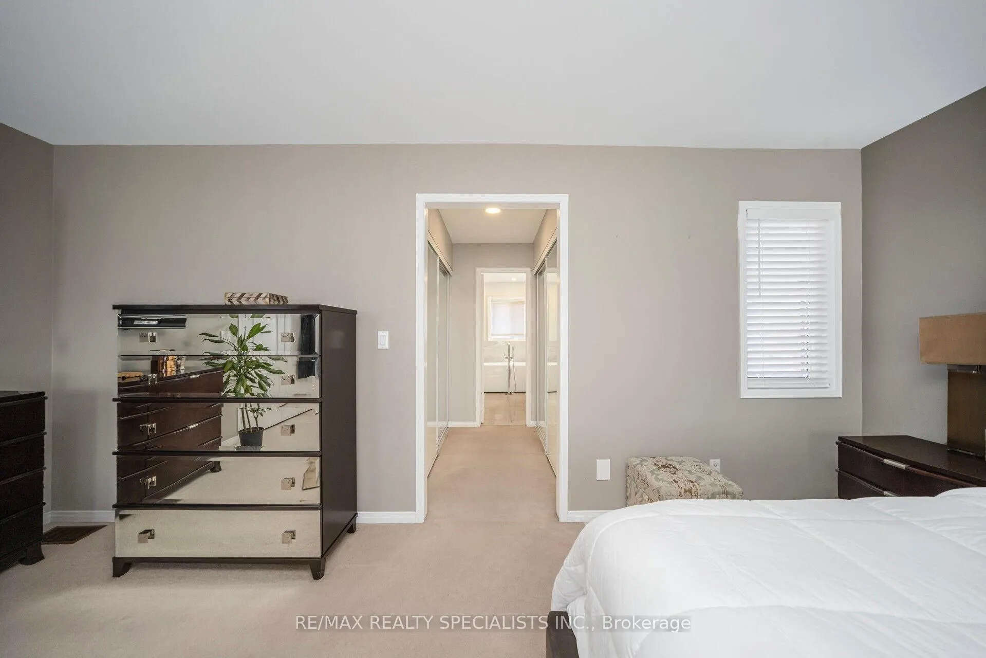 Photo 31 of 44 Dunvegan Crescent, Brampton, Fletcher's Meadow — HOMEH