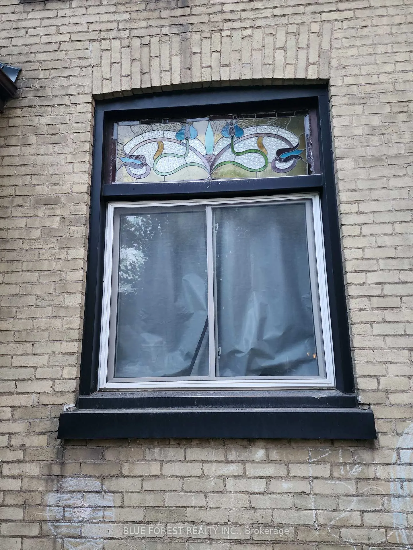Photo 8 of 865 William Street, London, East B — HOMEH