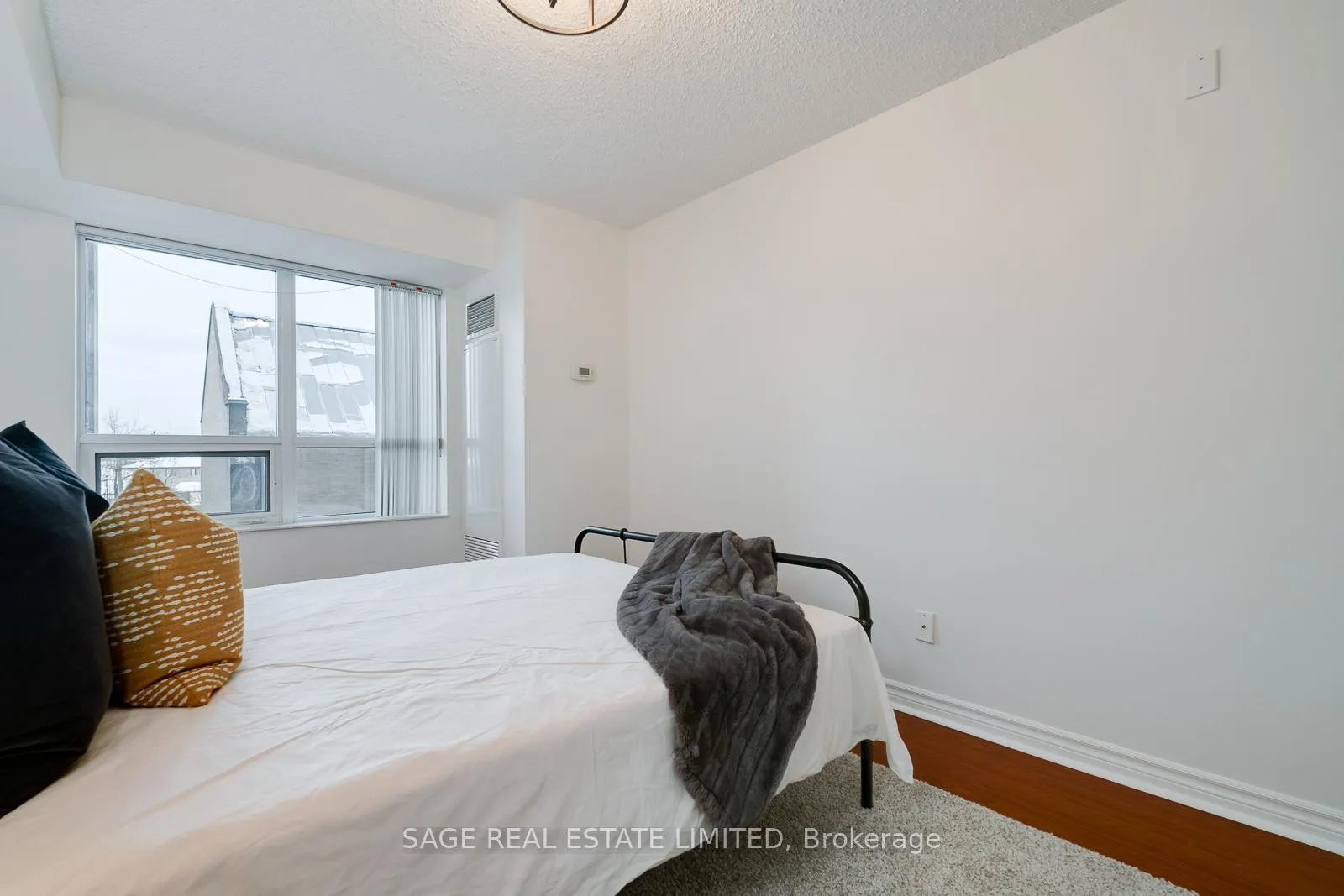 Photo 15 of Unit 311, 35 Saranac Boulevard, Toronto, Englemount-Lawrence — HOMEH