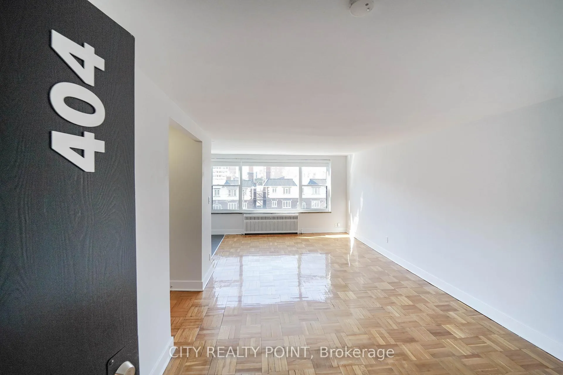 Photo 9 of Unit 404, 1545 Bathurst Street, Toronto, Forest Hill South — HOMEH