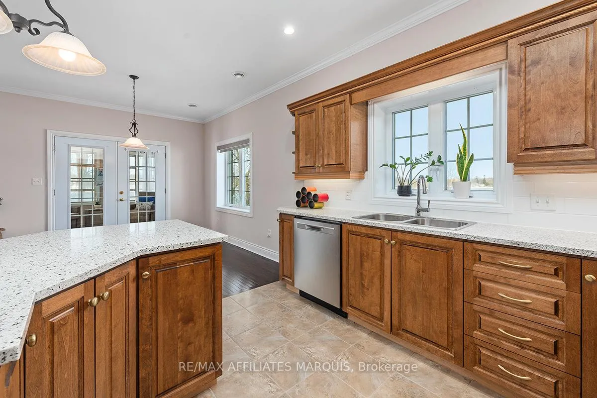 Photo 19 of Unit Unit 4, 98 Queen Street, Smiths Falls — HOMEH
