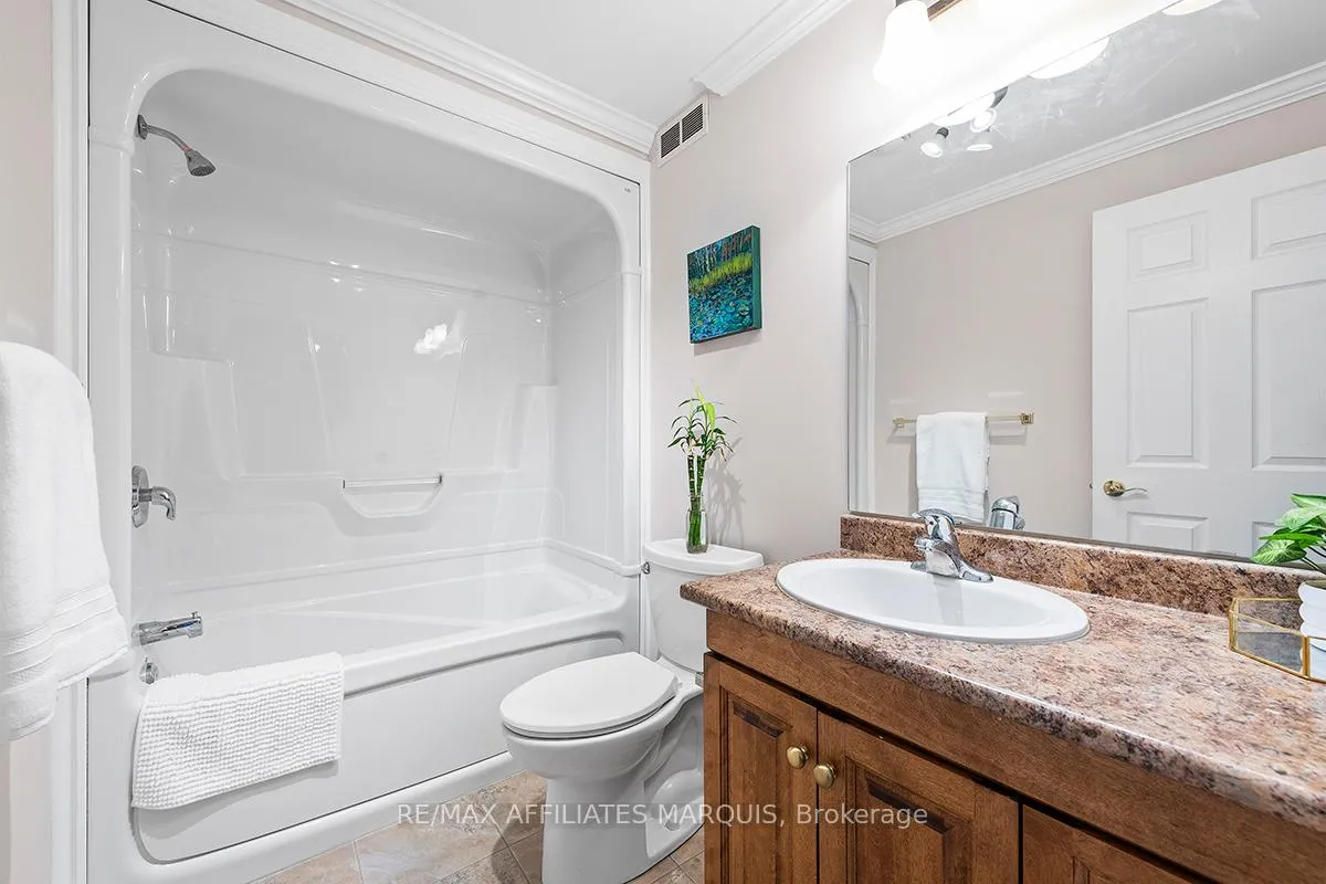 Photo 22 of Unit Unit 4, 98 Queen Street, Smiths Falls — HOMEH