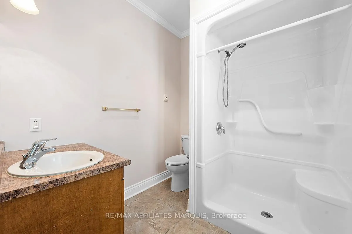 Photo 23 of Unit Unit 4, 98 Queen Street, Smiths Falls — HOMEH